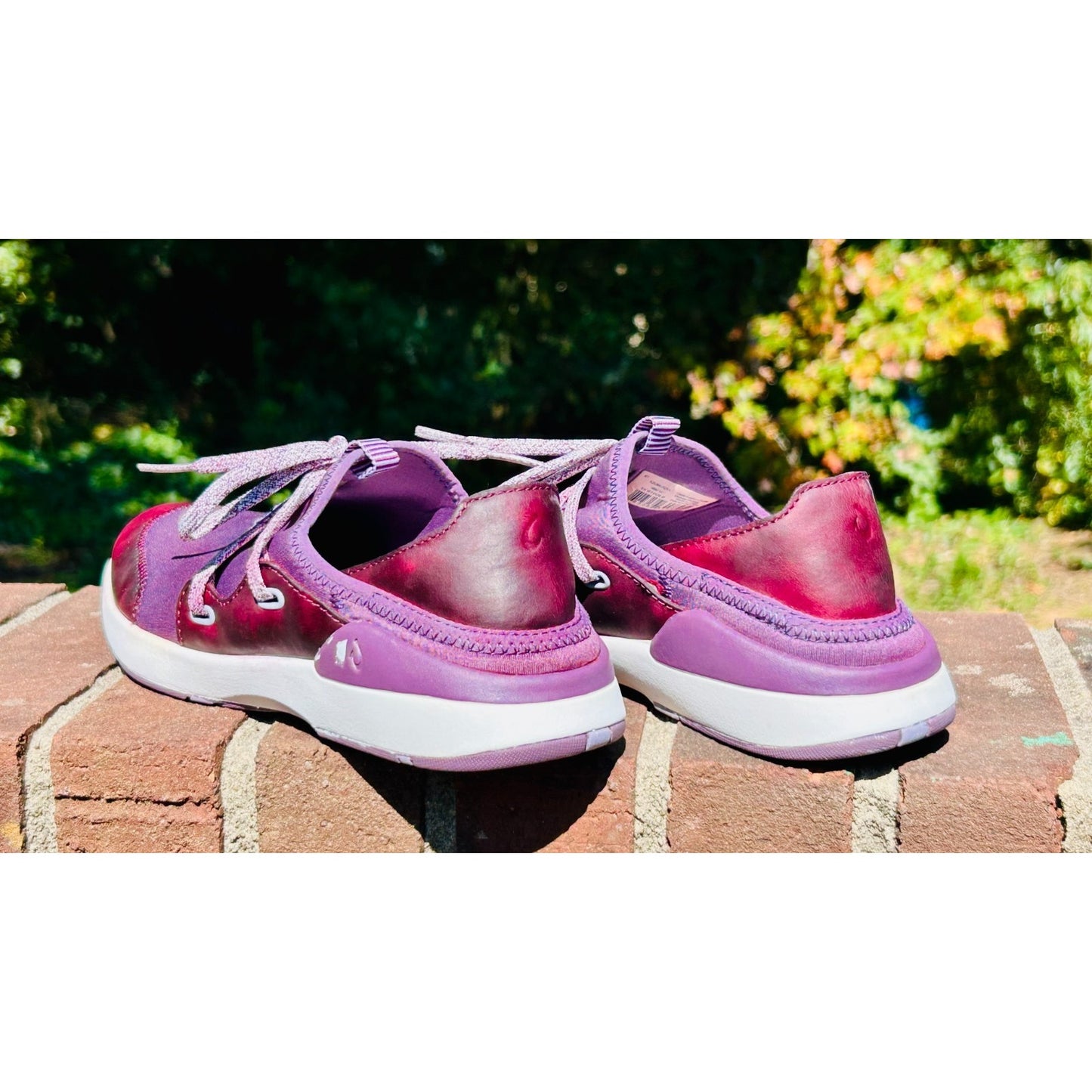 OLUKAI Miki Li / Slip On Sneakers / Women's Size 7