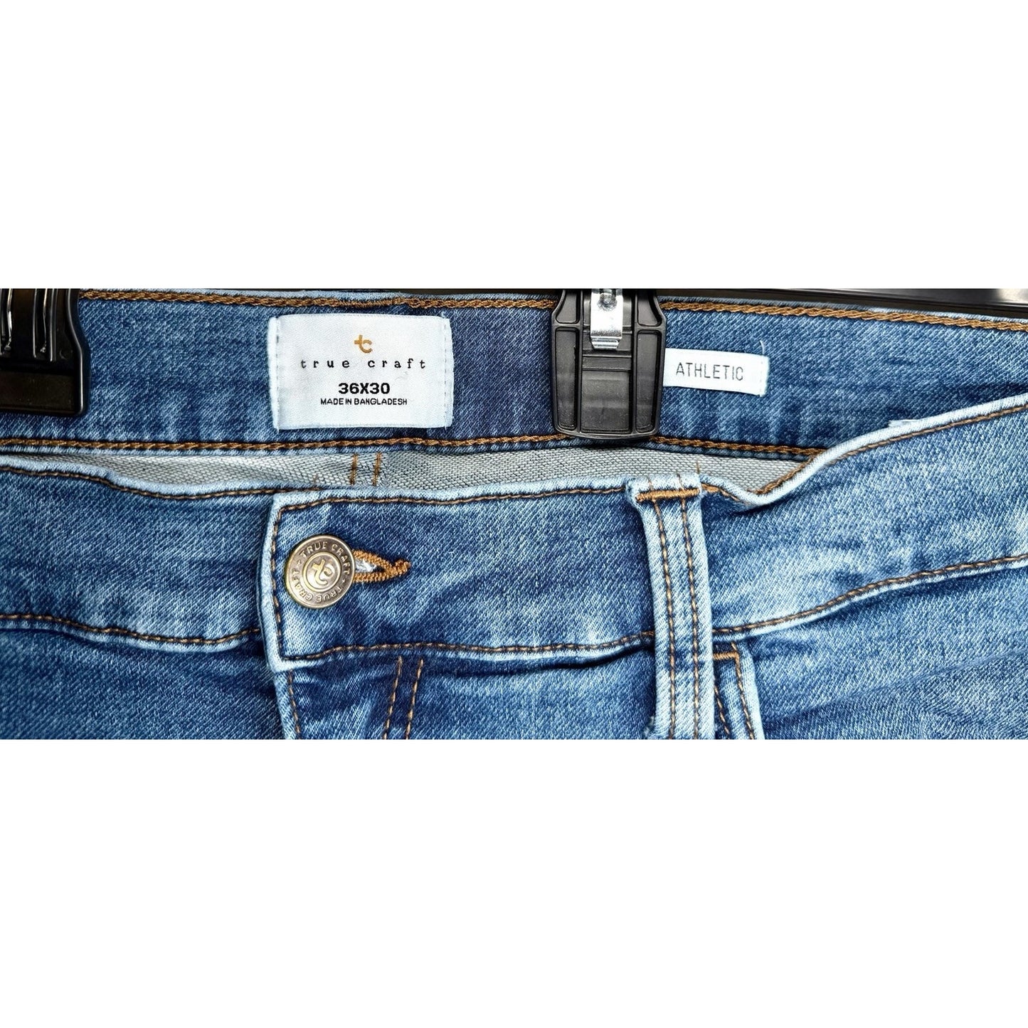 True Craft Athletic Fit Jeans Men’s 36x30 Jeans (Measures 36x26) Medium Wash