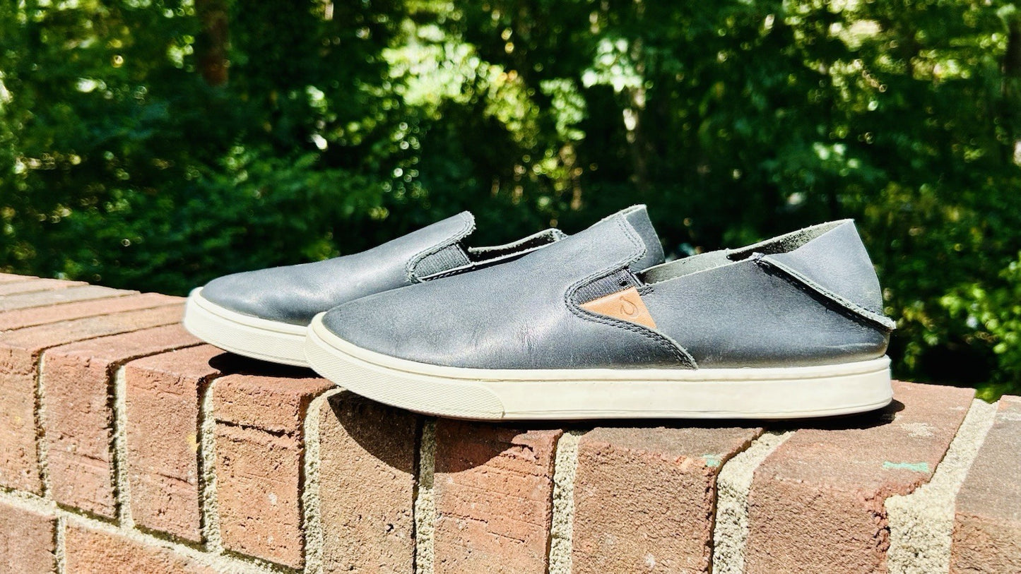 OluKai Women's 7 Shoes Black Slip-On Sneakers Pehuea Leather Loafer Boat Shoes