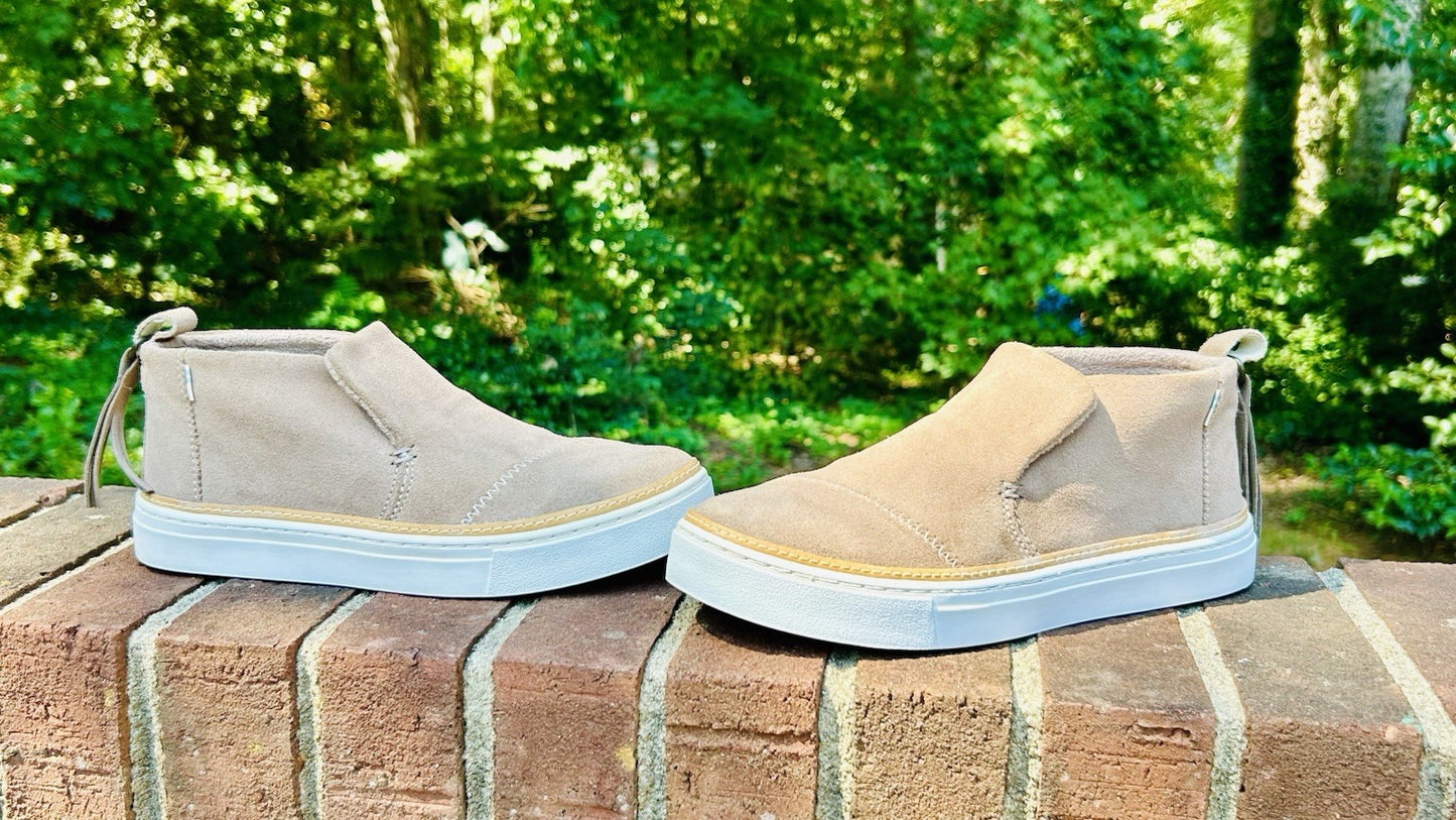 Toms Shoes Womens 7 Paxton Mid Cut Slip On Sneakers Brown Suede Back Zip Casual