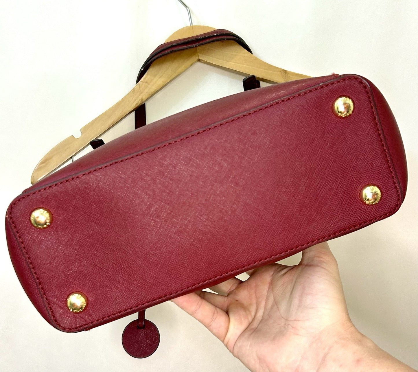Michael Kors EW TZ TOTE Cherry Color Leather/Gold Hardware Retail $298.00