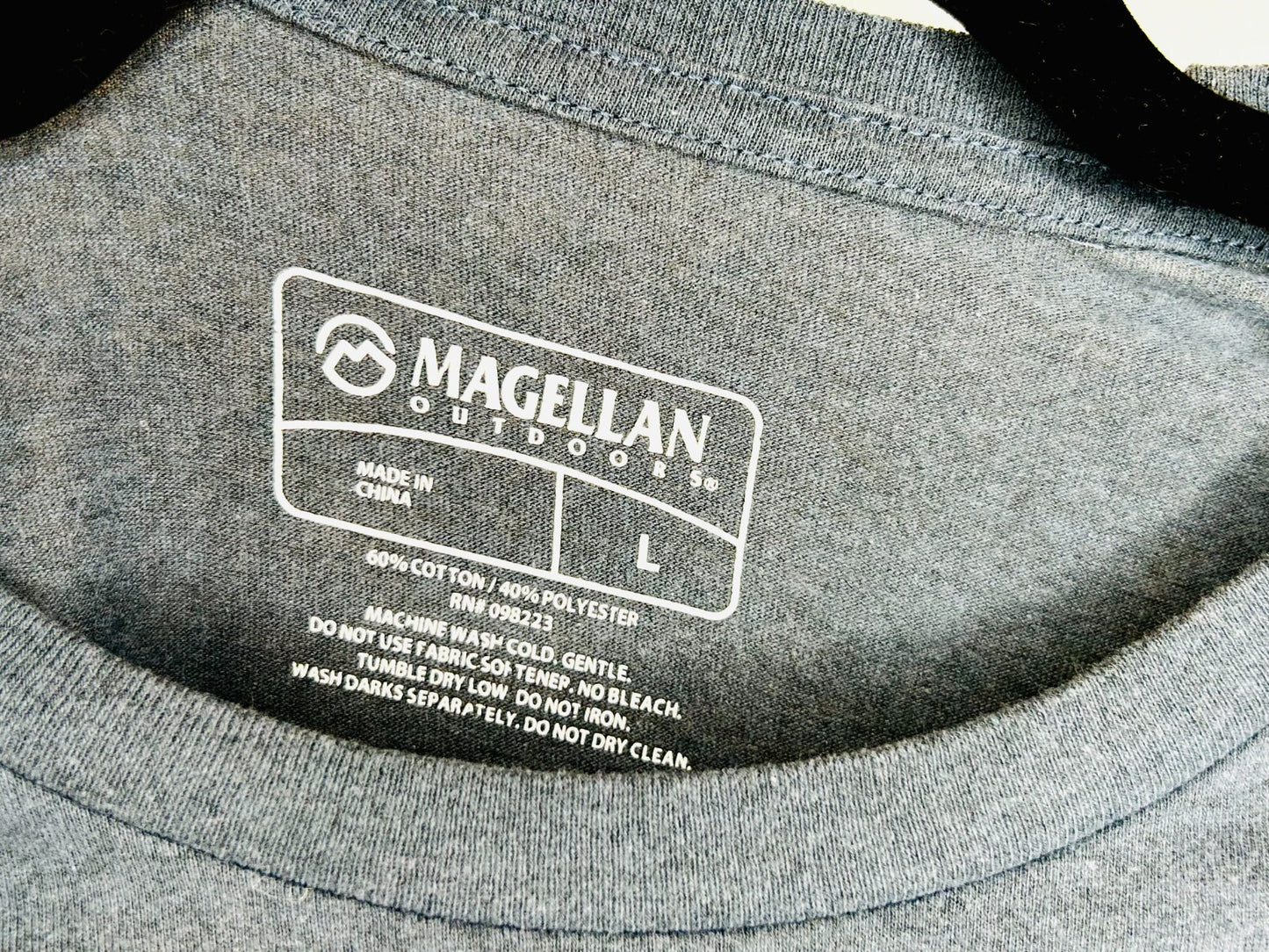 Magellan Outdoors Pro Angler Series Grey/Blue Graphic Tee - Men's Large
