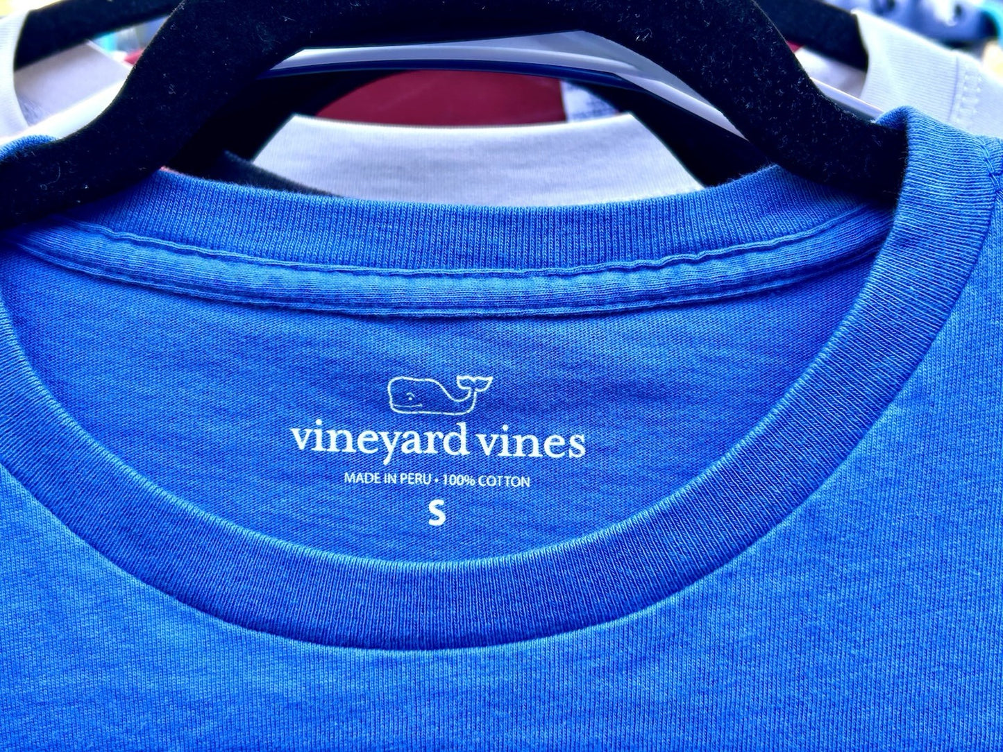 Vineyard Vine Men’s Small Blue/Orange Long Sleeve Whale Graphic Shirt
