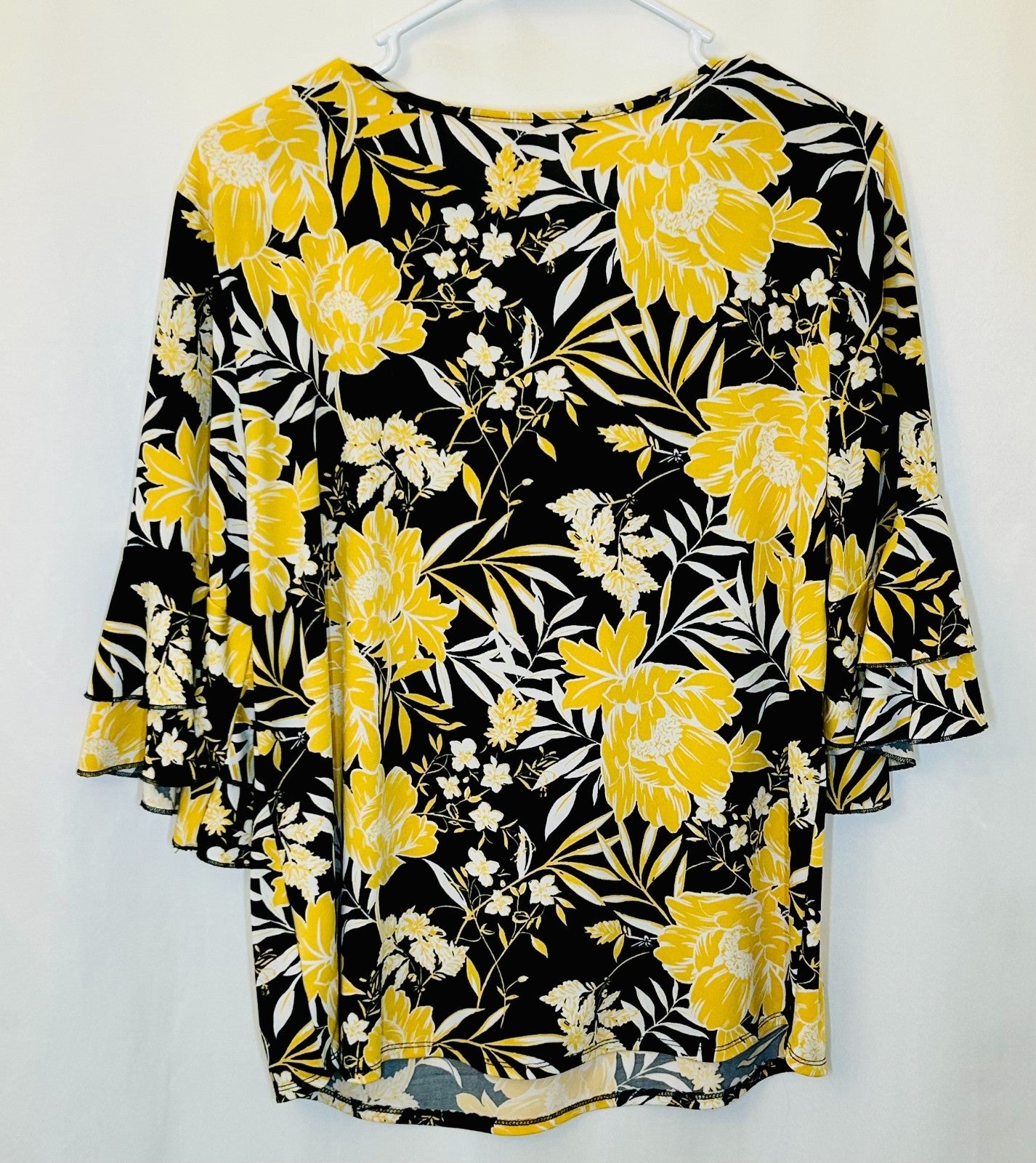 Women's PerSeption Concept Gold & Black Floral Blouse Size Large MSRP $24