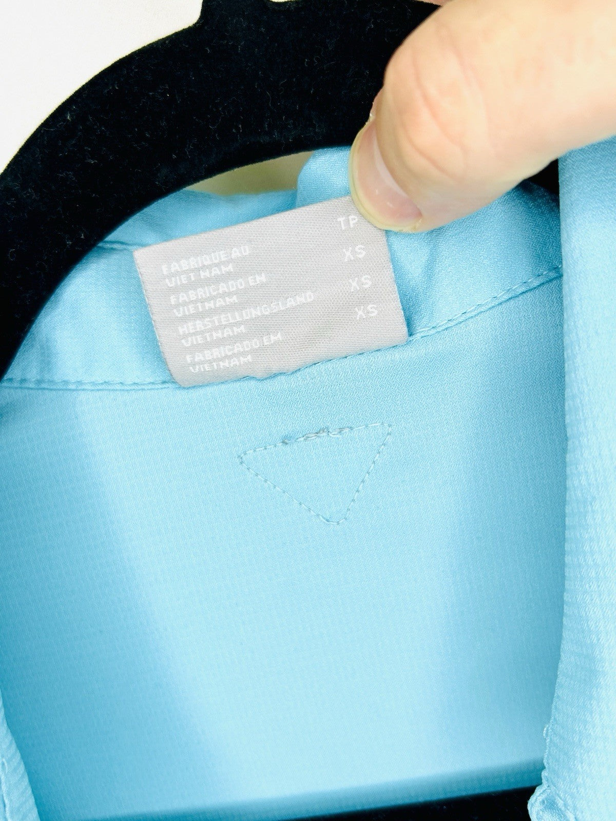 Columbia Woman’s Long Sleeve Roll Tab Lightweight Blouse Stretch Turquoise XS