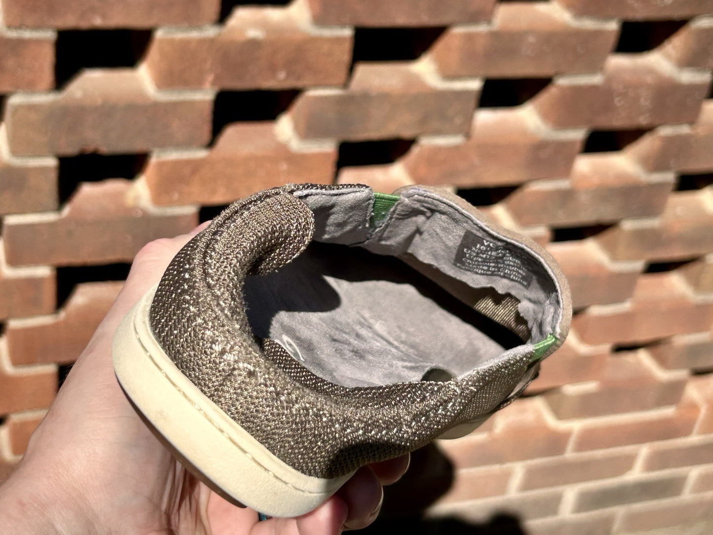 OLUKAI Nohea Mesh Men's Slip On Sneaker Color: Mustang/Lime Men’s 11.5 - No Box!