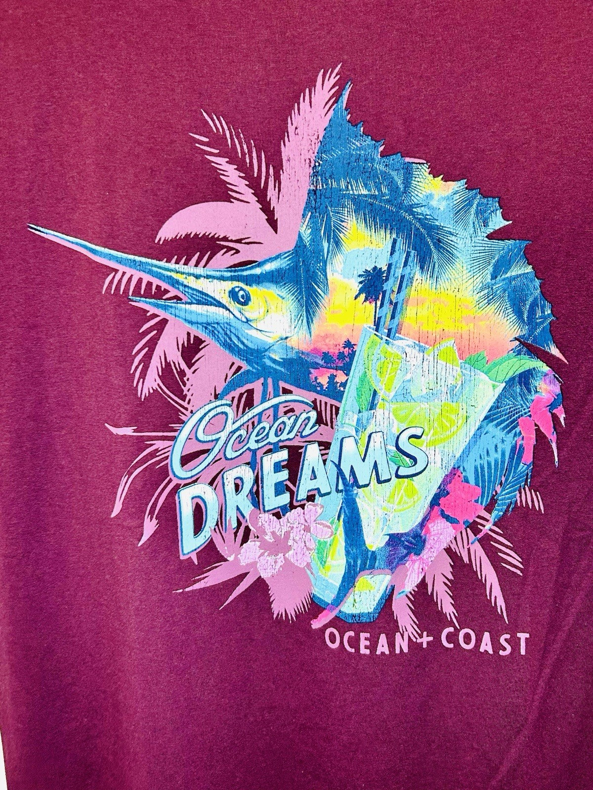 NWT Ocean Coast Fish Graphic Short Sleeve Shirt - Men’s Medium /Plum Heather New