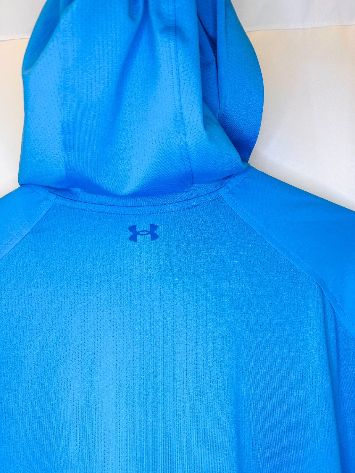 Under Armour Performance Half Zip Lightweight Hooded Pullover Mens SZ Large Blue