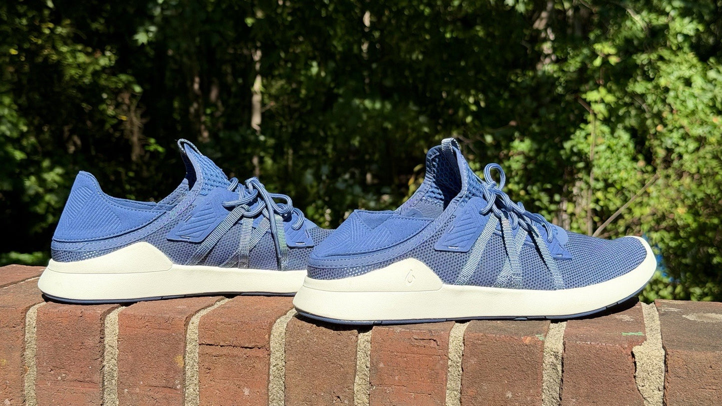 NWOT Olukai Holo Convertible Mesh Sneaker - Indigo/White Men’s 11 / Retail $130