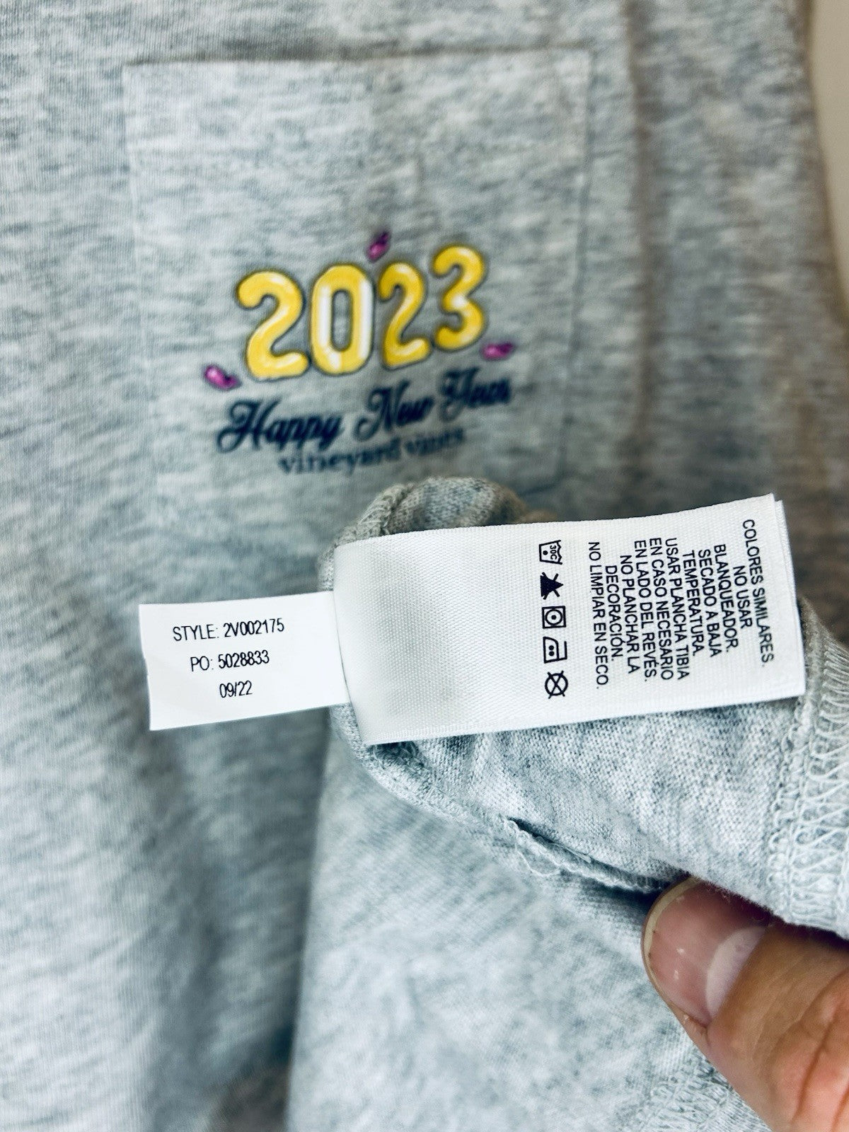 Vineyard Vines Shirt Womens Medium Gray Long Sleeve Whale Logo Pocket Tee Casual