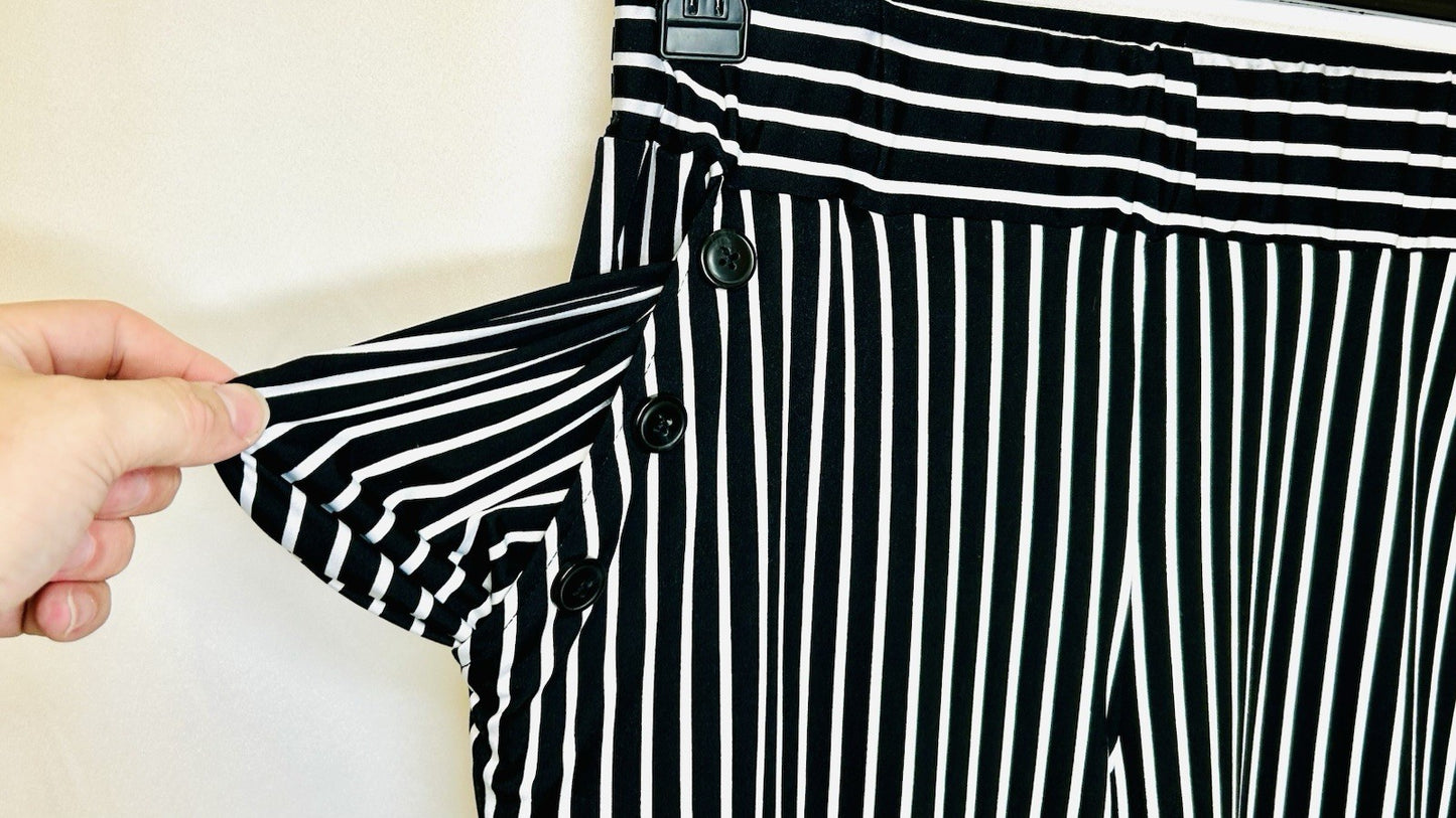 Robert Louis Stretchy Pants White/Black Pen Stripe Size M Pull On Wide Leg