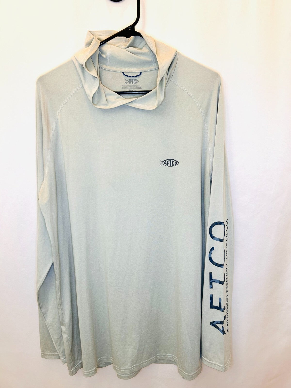 AFTCO SAMURAI SUN HOODIE MEN’S SIZE LARGE | Light Grey / Blue Camo | Worn Once!