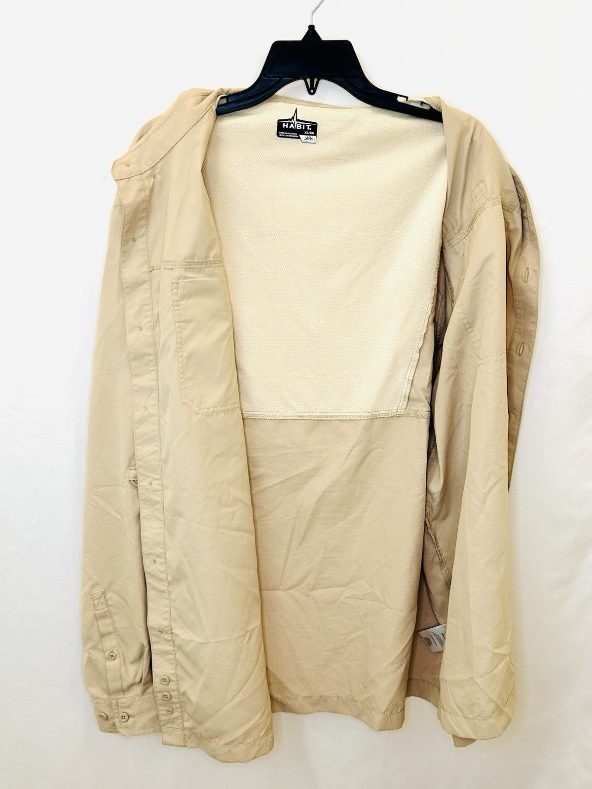 Habit Vented Fishing Shirt Men's XL Tan Pockets 40+ Solar-Factor Long Sleeve