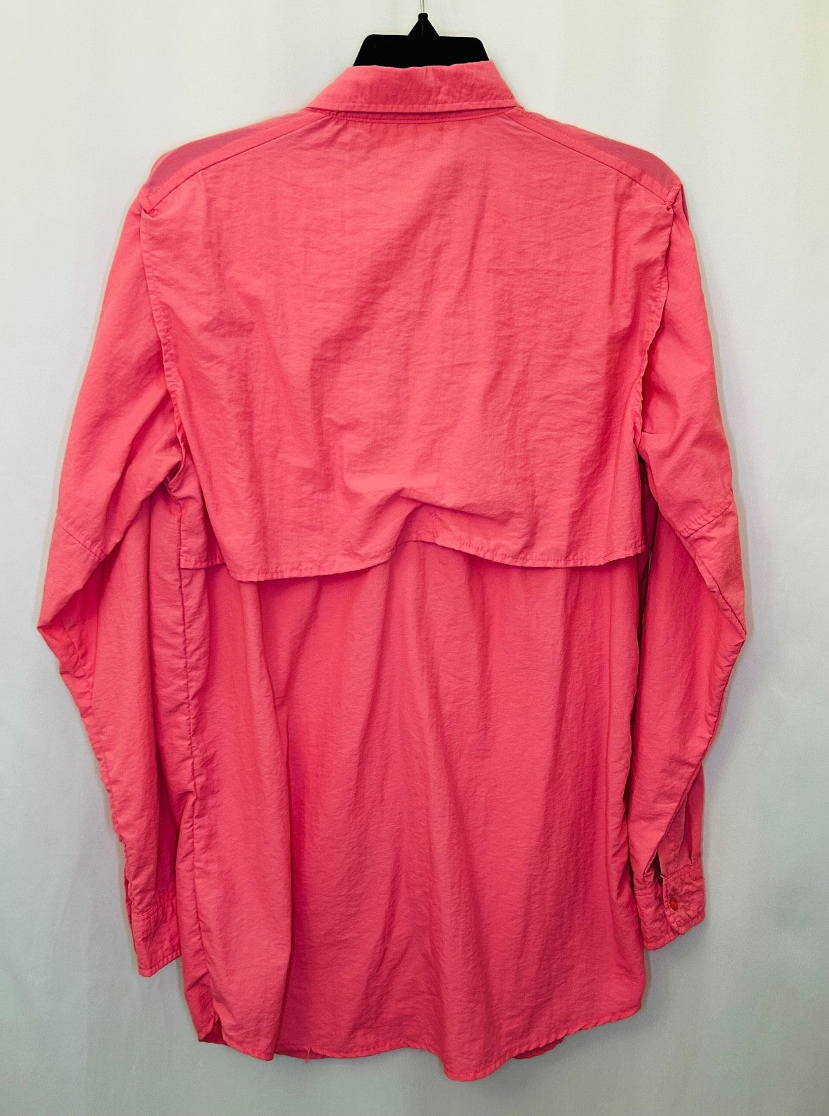 Spicy Tuna Hot Pink Fishing Shirt Mens Medium Nylon Outdoors Summer Short Sleeve