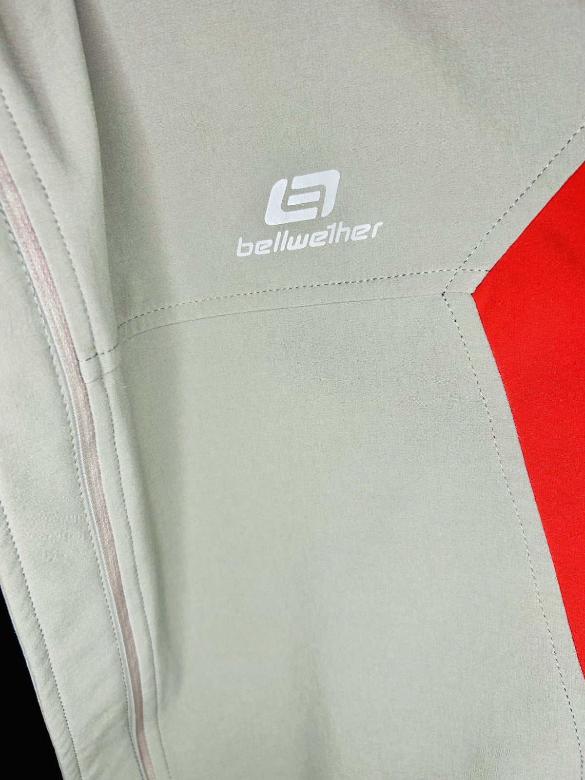 Bellwether Technical Apparel Mens Lightweight Jacket Size Large