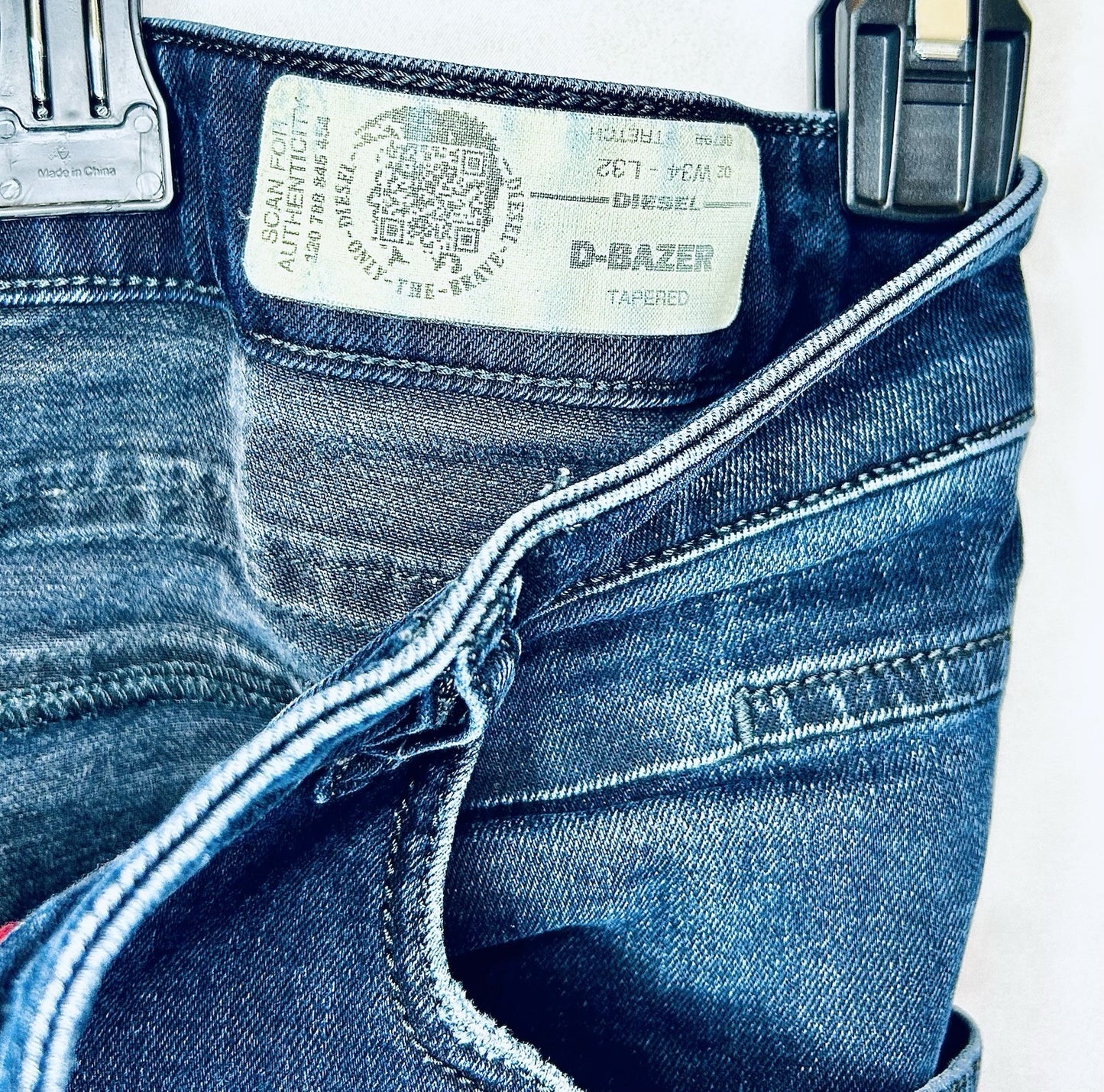 Diesel D-Bazer Tapered Leg Jeans Slim Fit Men’s Size 34x30 Dark Wash (Tag 34x32)
