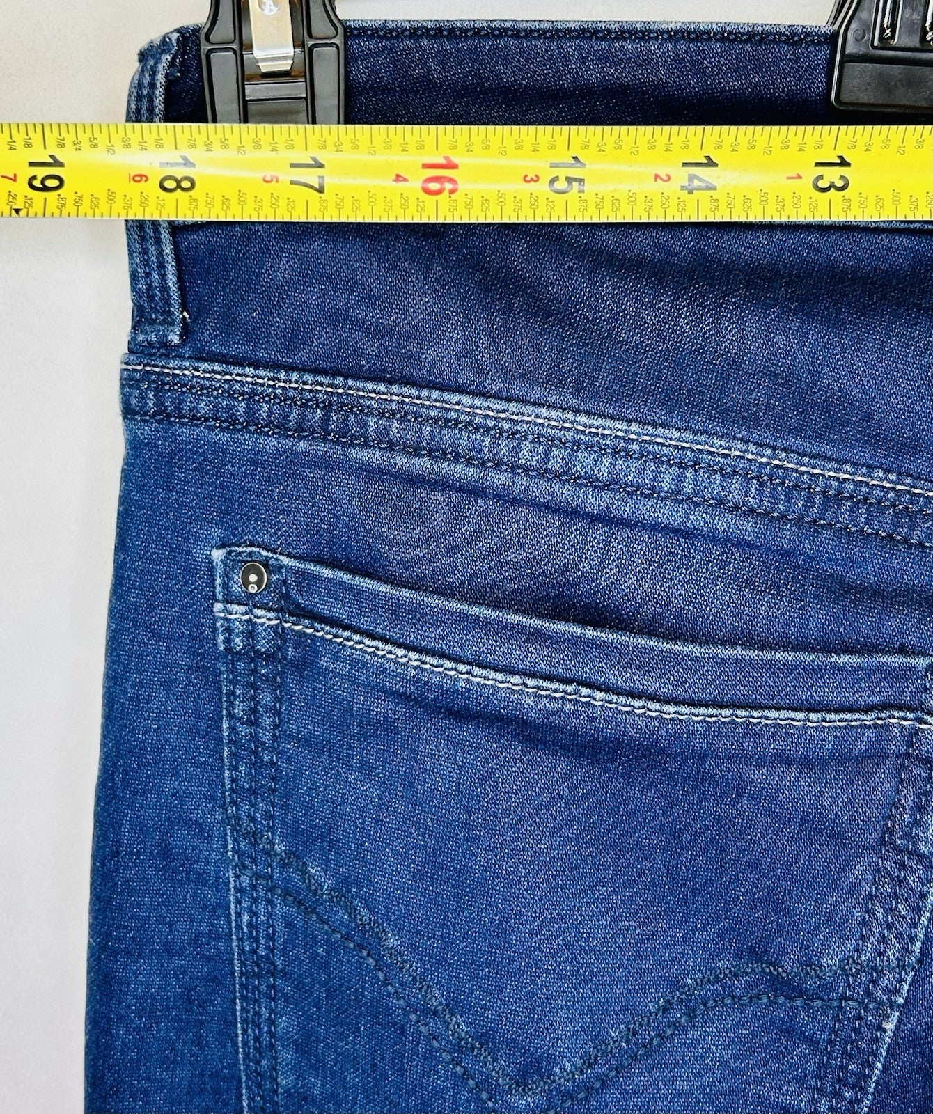 NWOT Integriti Jean Skinny Fit Men’s Size 36 Medium/Dark Wash