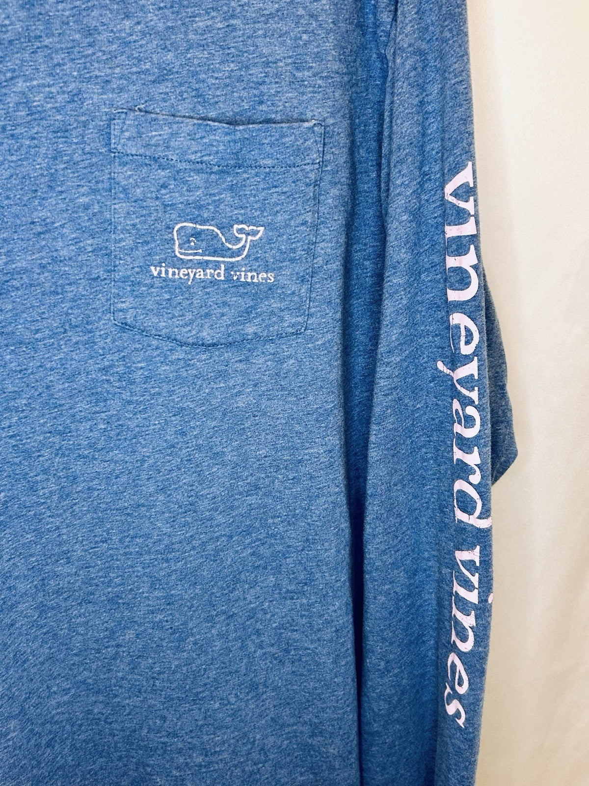 Vineyard Vines Men's XL Long Sleeves Shirt Blue With Pink Whale