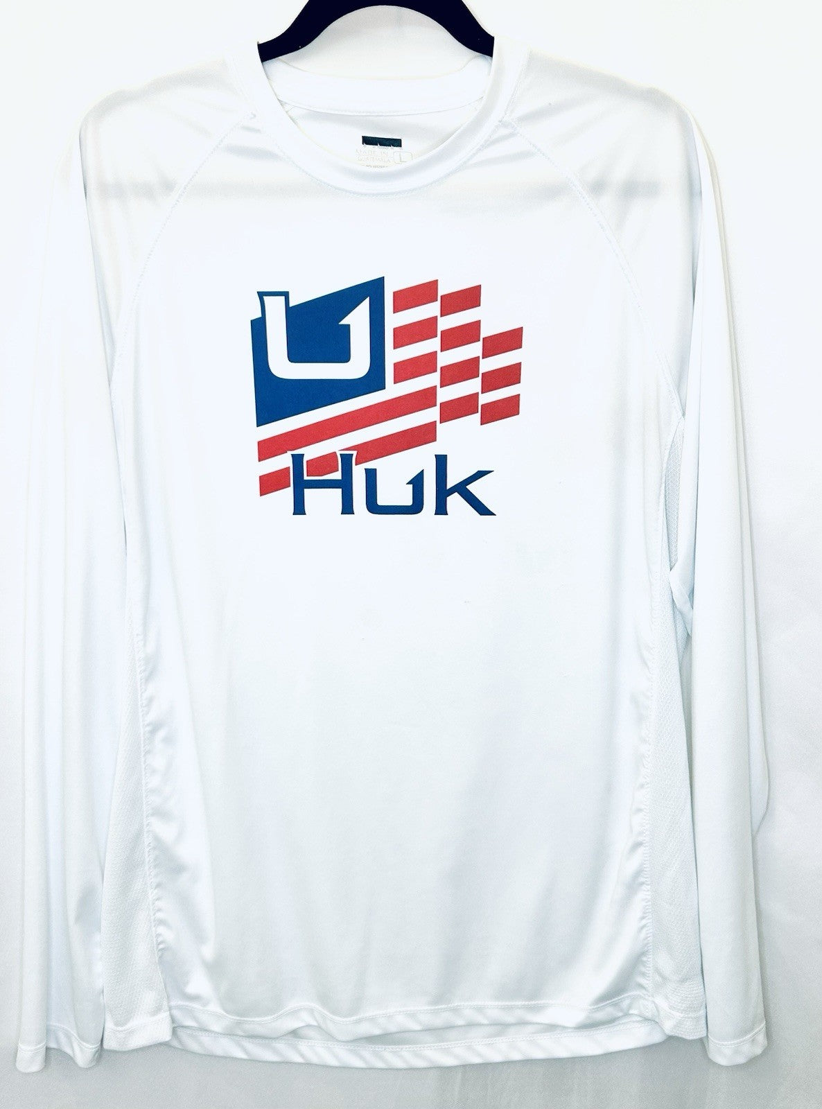 Men's Huk Pursuit Flag Long Sleeve White Shirt Size Large MSRP $45