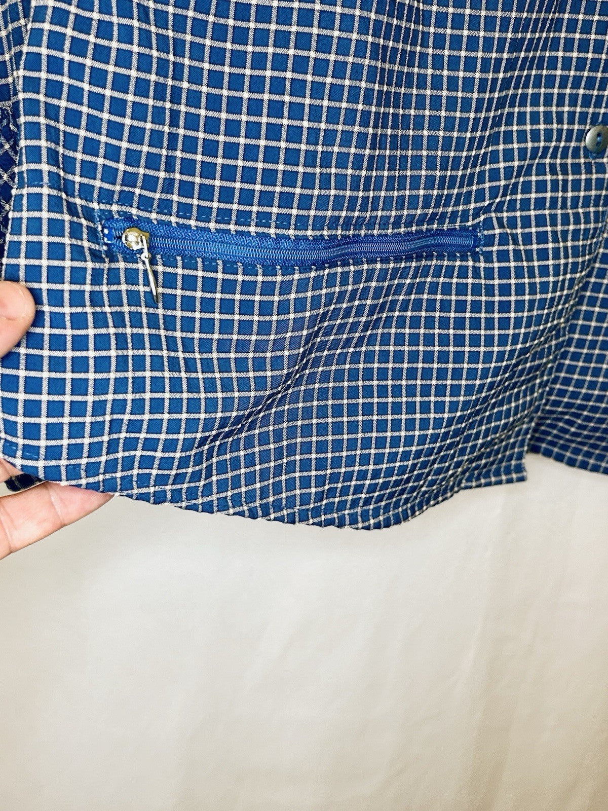 Vintage Sportif Outdoor Men’s LargeShirt Blue Button Up Fishing Pockets Vented