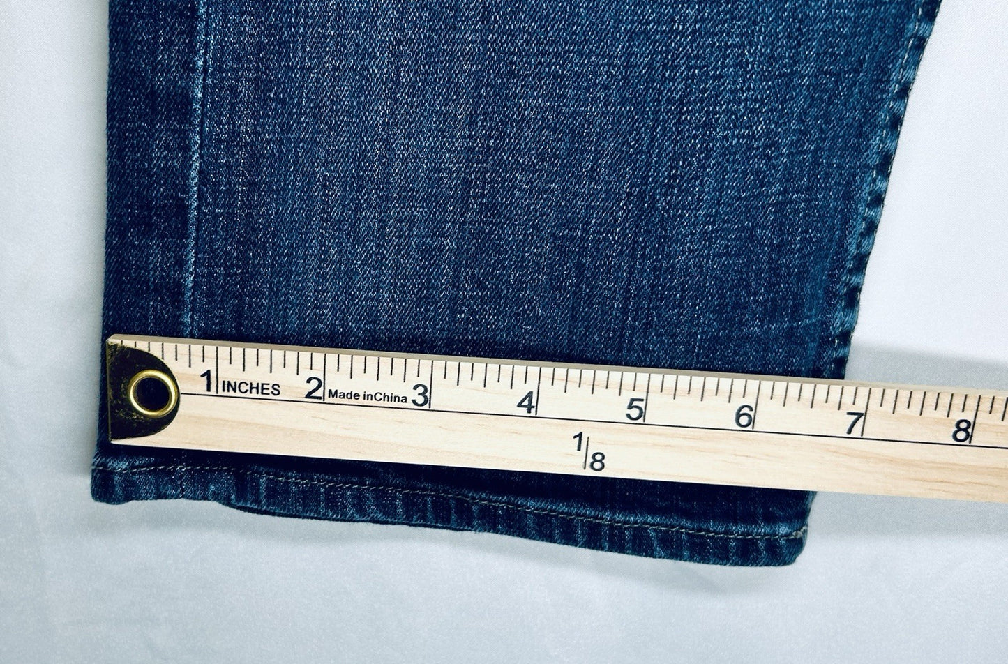 Hudson Jeans Mens 33x32 Byron Five Pocket Straight Blue Button-Fly Preppy City