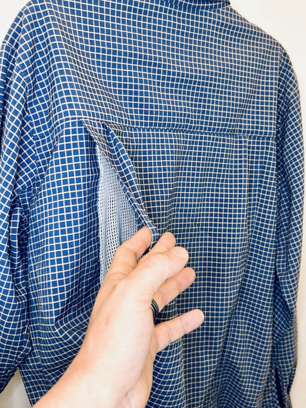 Vintage Sportif Outdoor Men’s LargeShirt Blue Button Up Fishing Pockets Vented