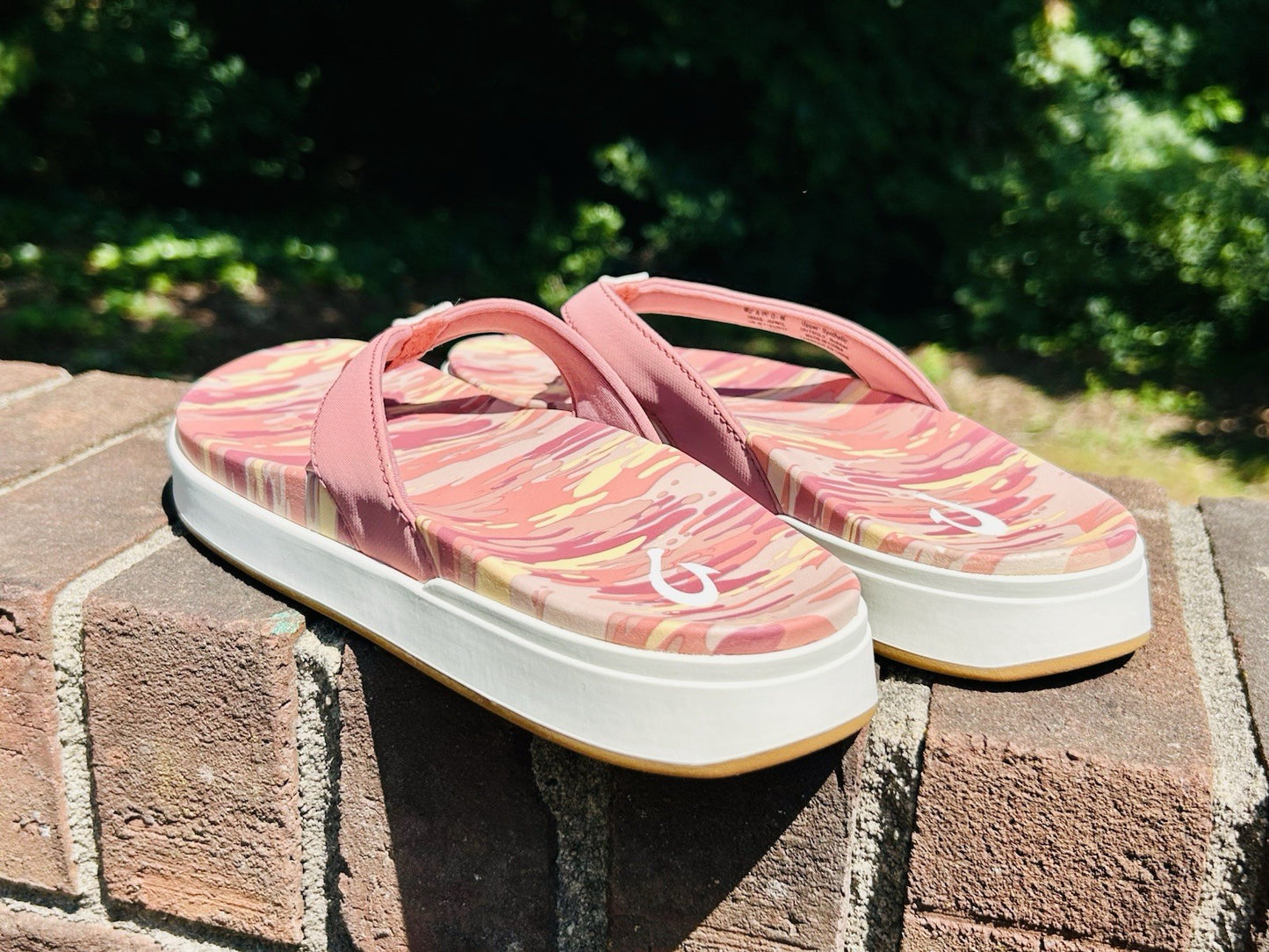 Olukai Women’s Nu’A PI’O Ash Rose Wai Camo Beach Sandals Flip Flop Slip On Sz 7