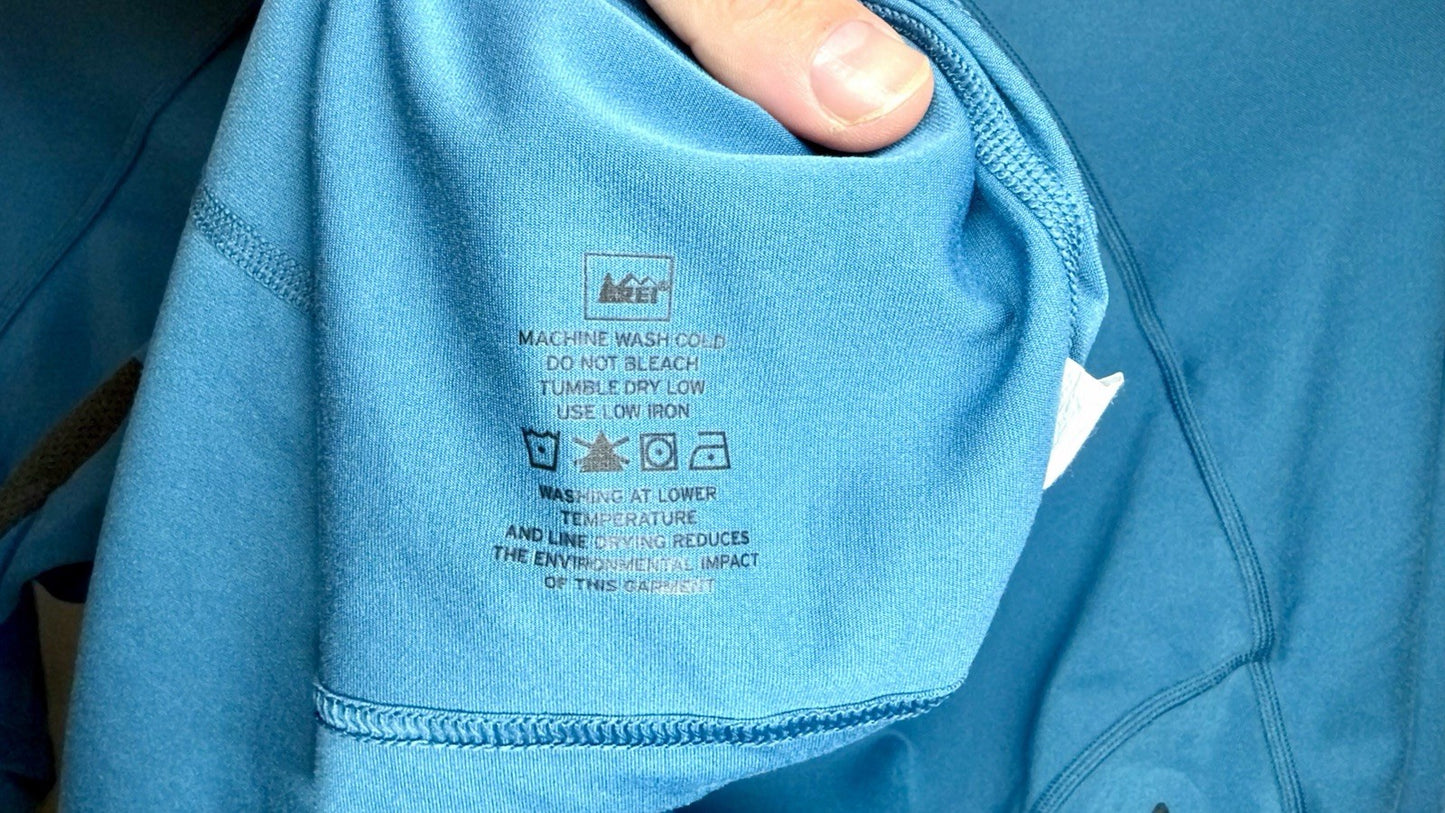 REI Portal Men’s Large Blue Pullover Half Zip Long Sleeve Hiking Outdoors Earbud