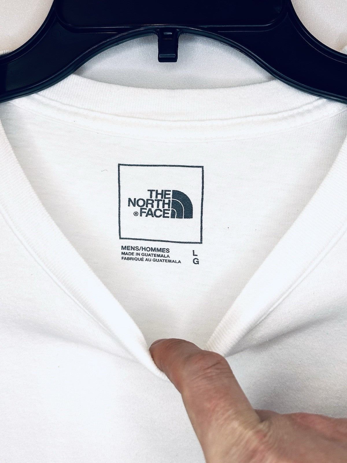 The North Face Long Sleeve T-shirt White Standard Fit Men’s Size Large