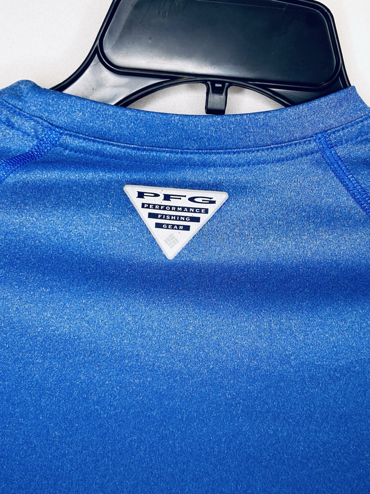 Columbia PFG Men’s Medium Performance Long Sleeve Spell Out Blue Omni Shade