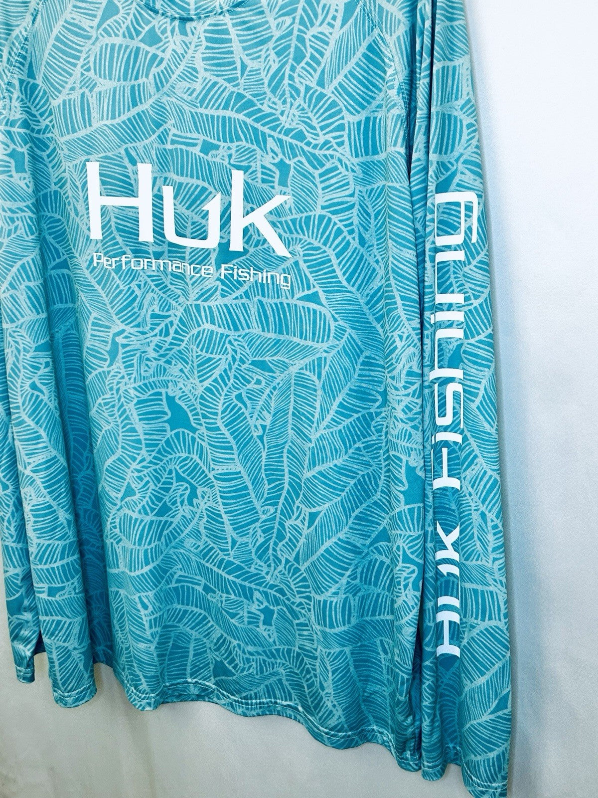 HUK Men's Pursuit Series UV Fishing Shirt Mens Large / Worn Once!!