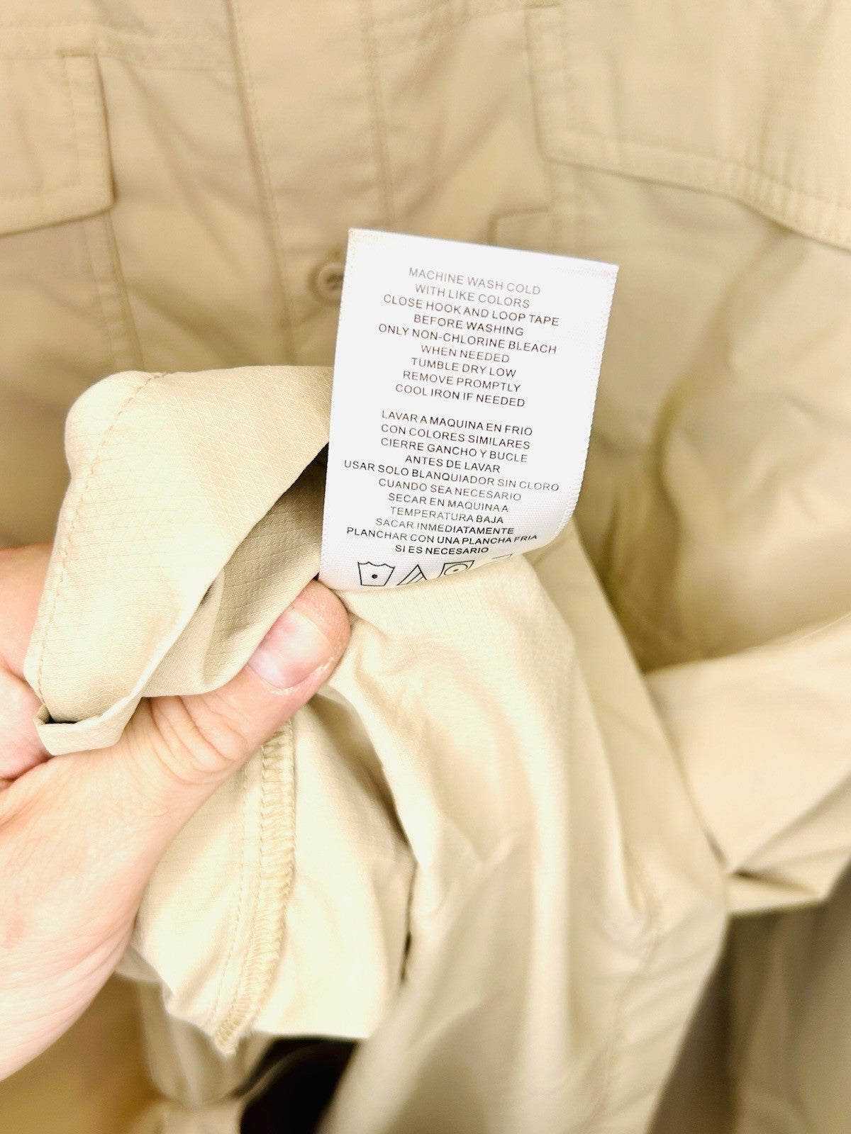 Habit Vented Fishing Shirt Men's XL Tan Pockets 40+ Solar-Factor Long Sleeve