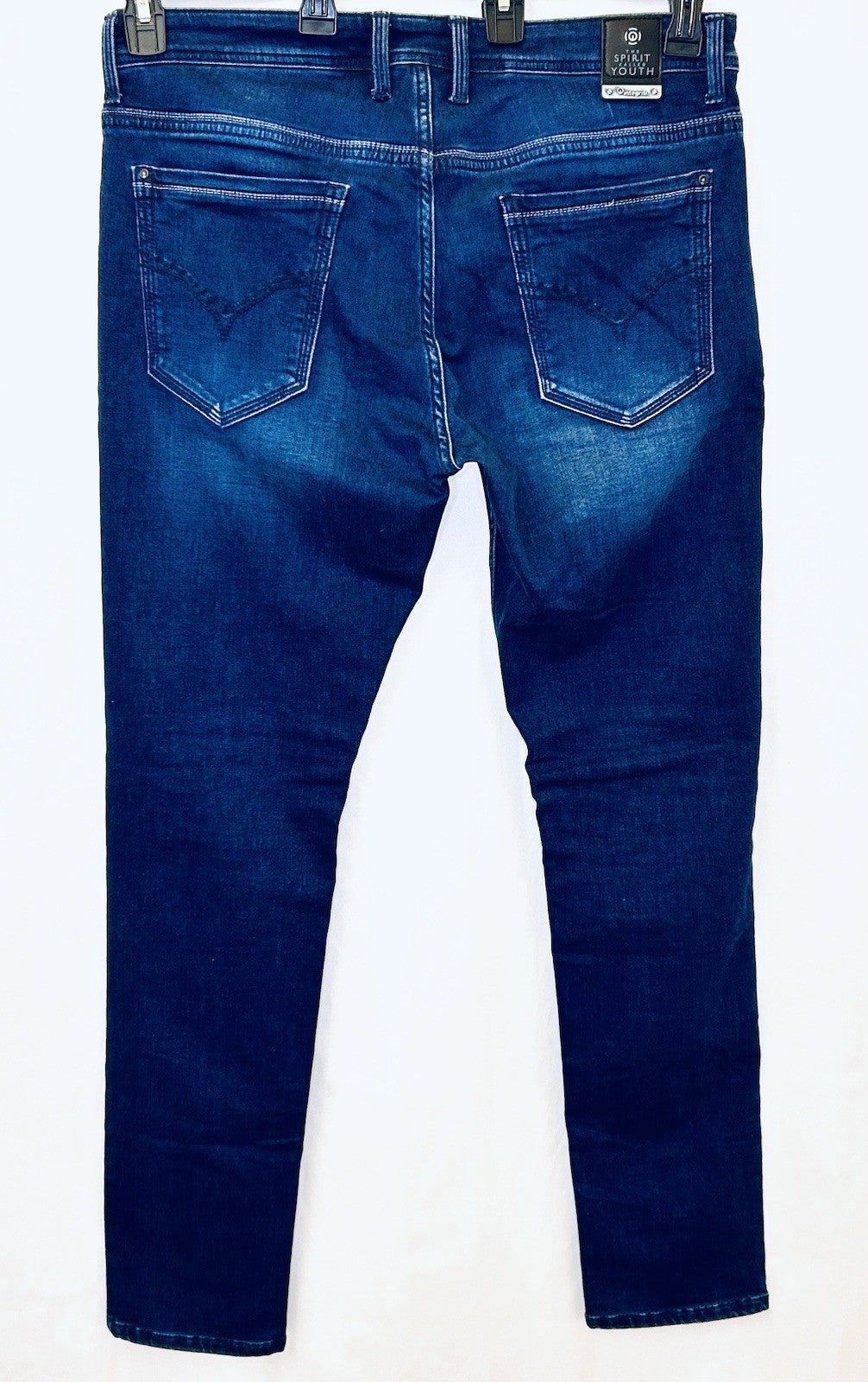 NWOT Integriti Jean Skinny Fit Men’s Size 36 Medium/Dark Wash