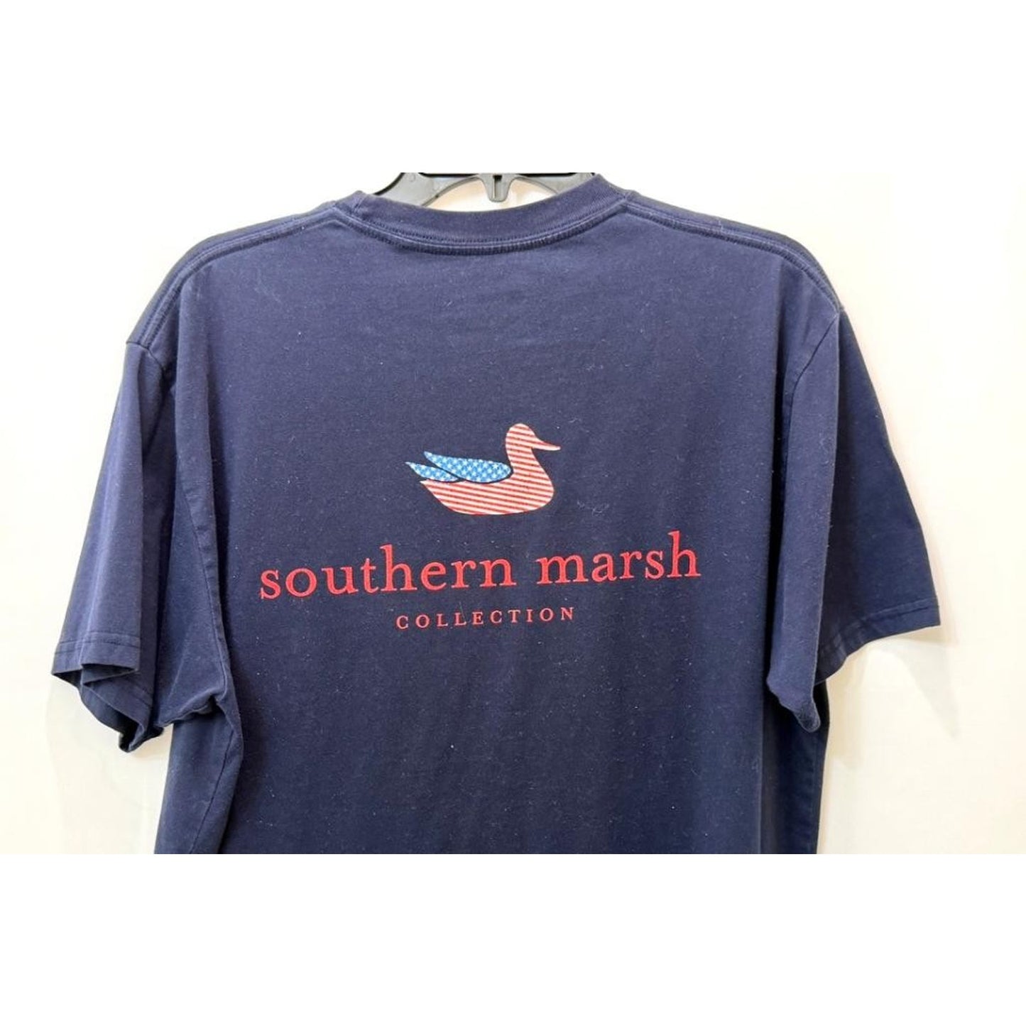 Southern Marsh Collection T-Shirt Mens Large Navy Blue USA Flag Duck Pocket Tee