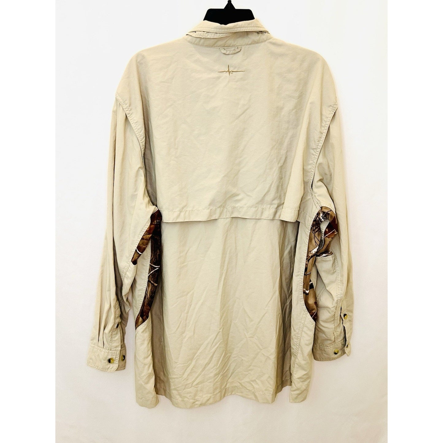 Habit Solar 30+ Factor Beige Realtree Button Up Fishing Men's Shirt 100% Nylon