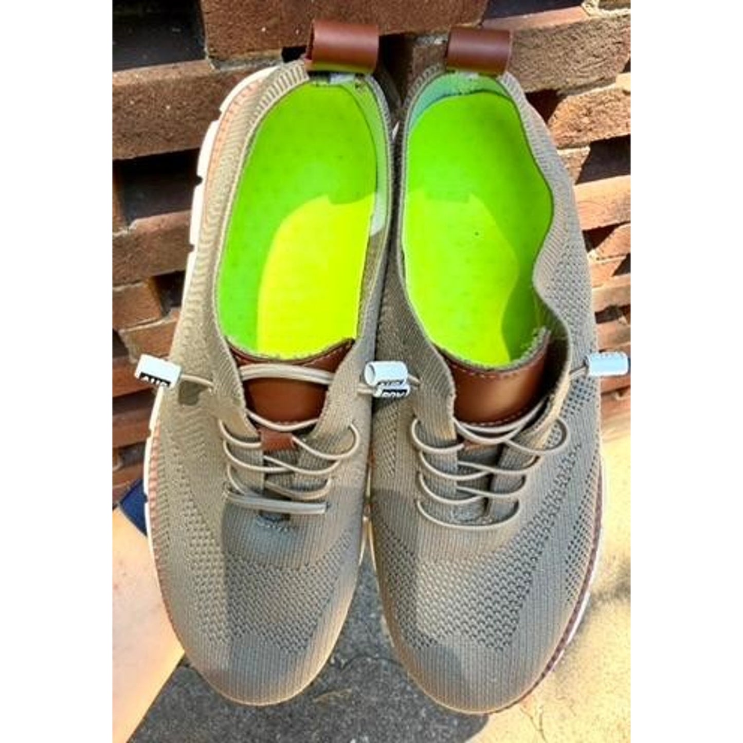 Austen Knit Casual Shoes Men's Size 7.5 Beige Slip On Elastic Laces EU 40