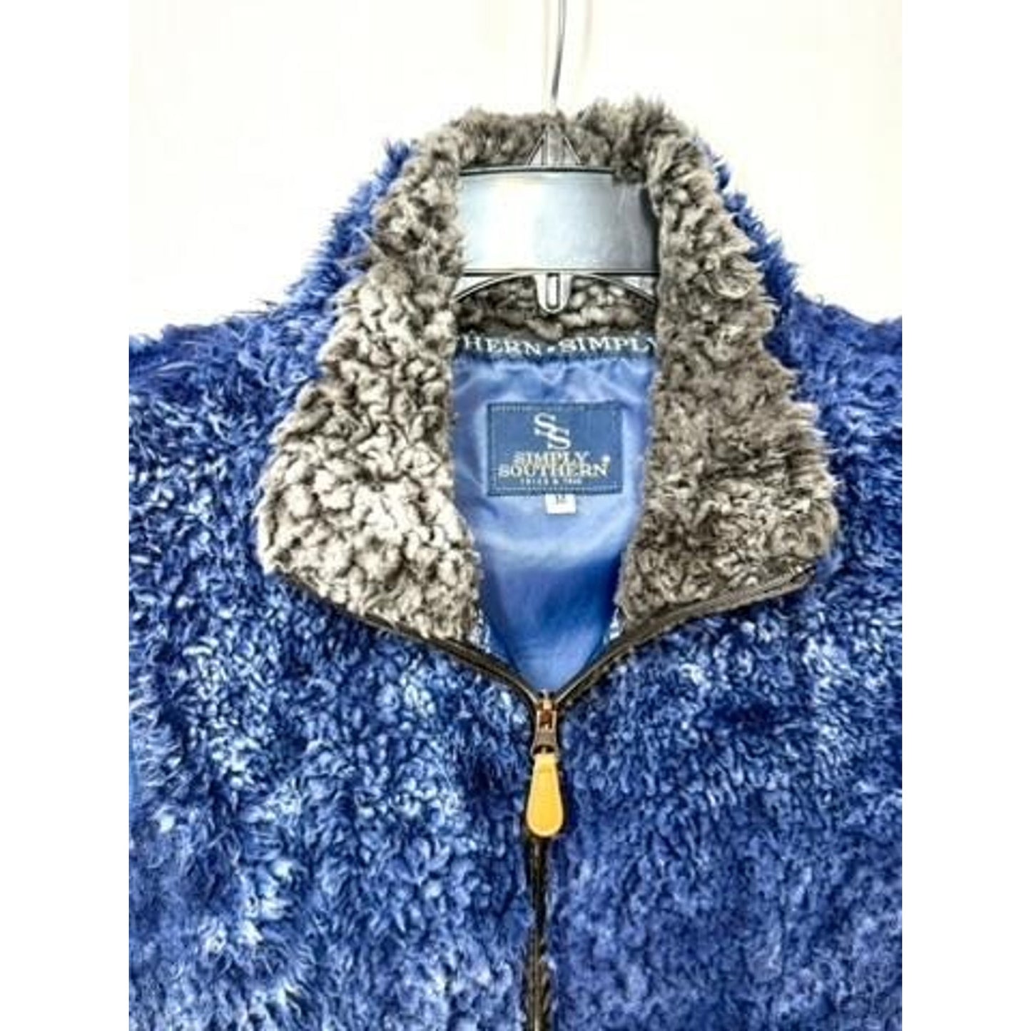 Simply Southern Sherpa Fleece Vest Womens Medium Blue Full Zip Faux Fur Collar