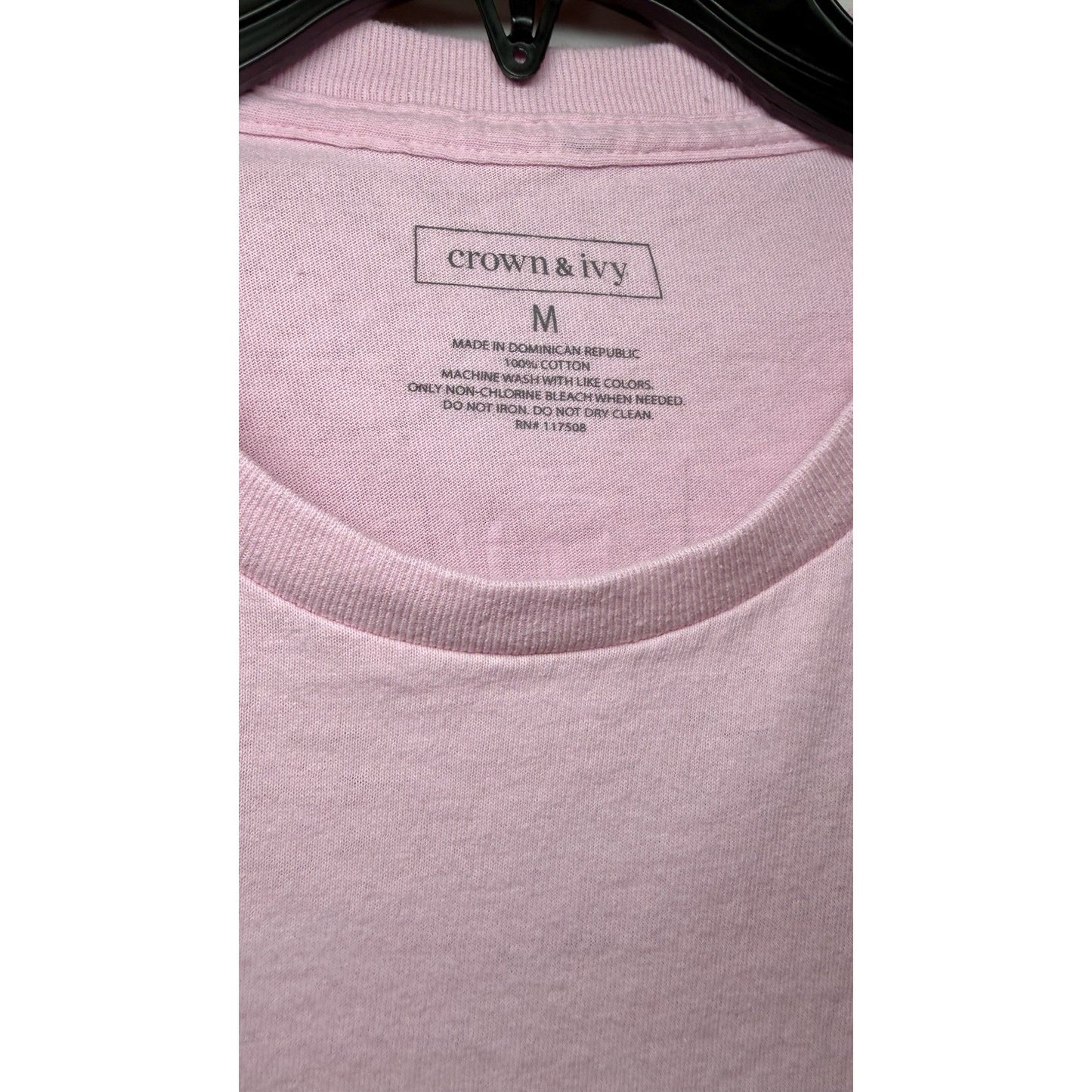 Crown & Ivy Women's Graphic Tee “Boat Drinks” Mauve Color Size Medium