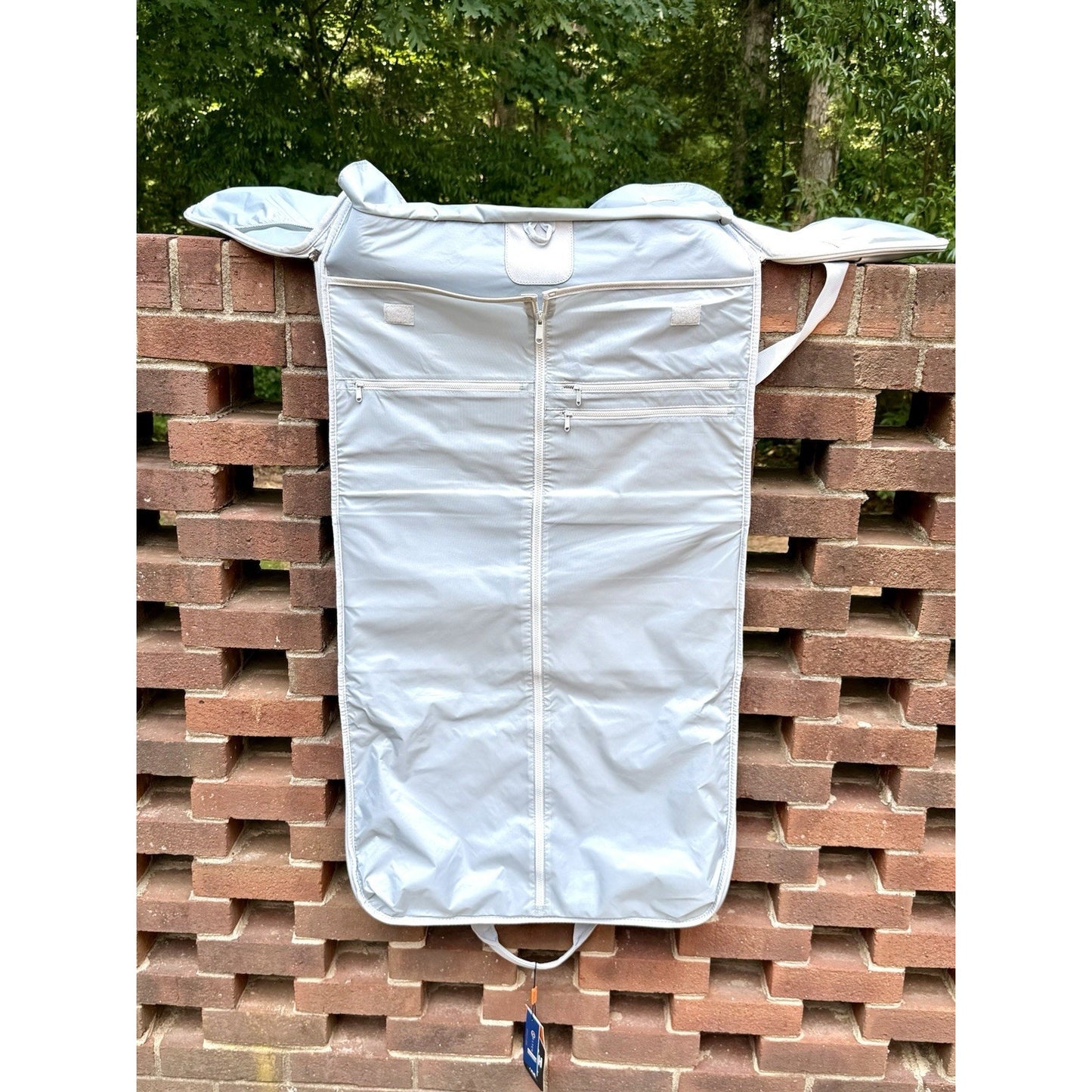 STITCH Golf UGB Ultimate Garment Bag 2-in-1 Convertible Duffle Light Gray NWT