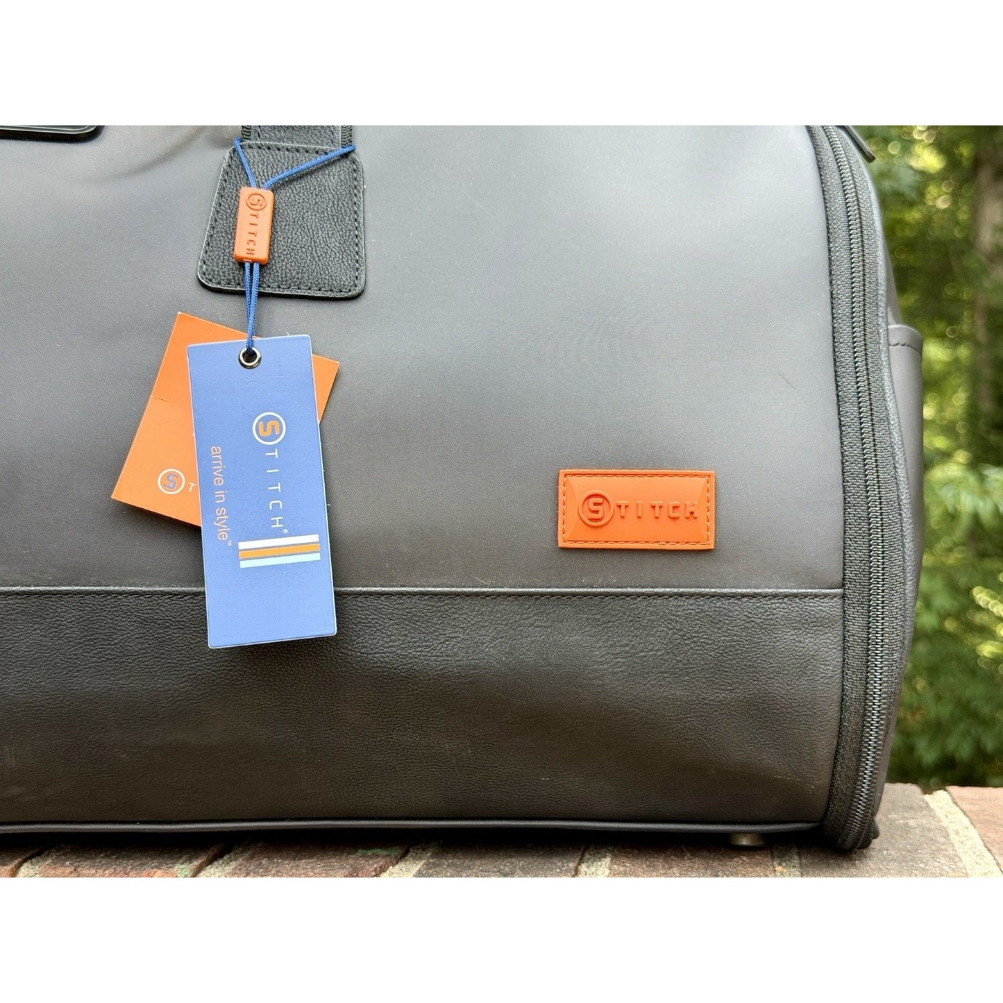 STITCH Golf UGB Ultimate Garment Bag 2-in-1 Convertible Duffle Black NWT