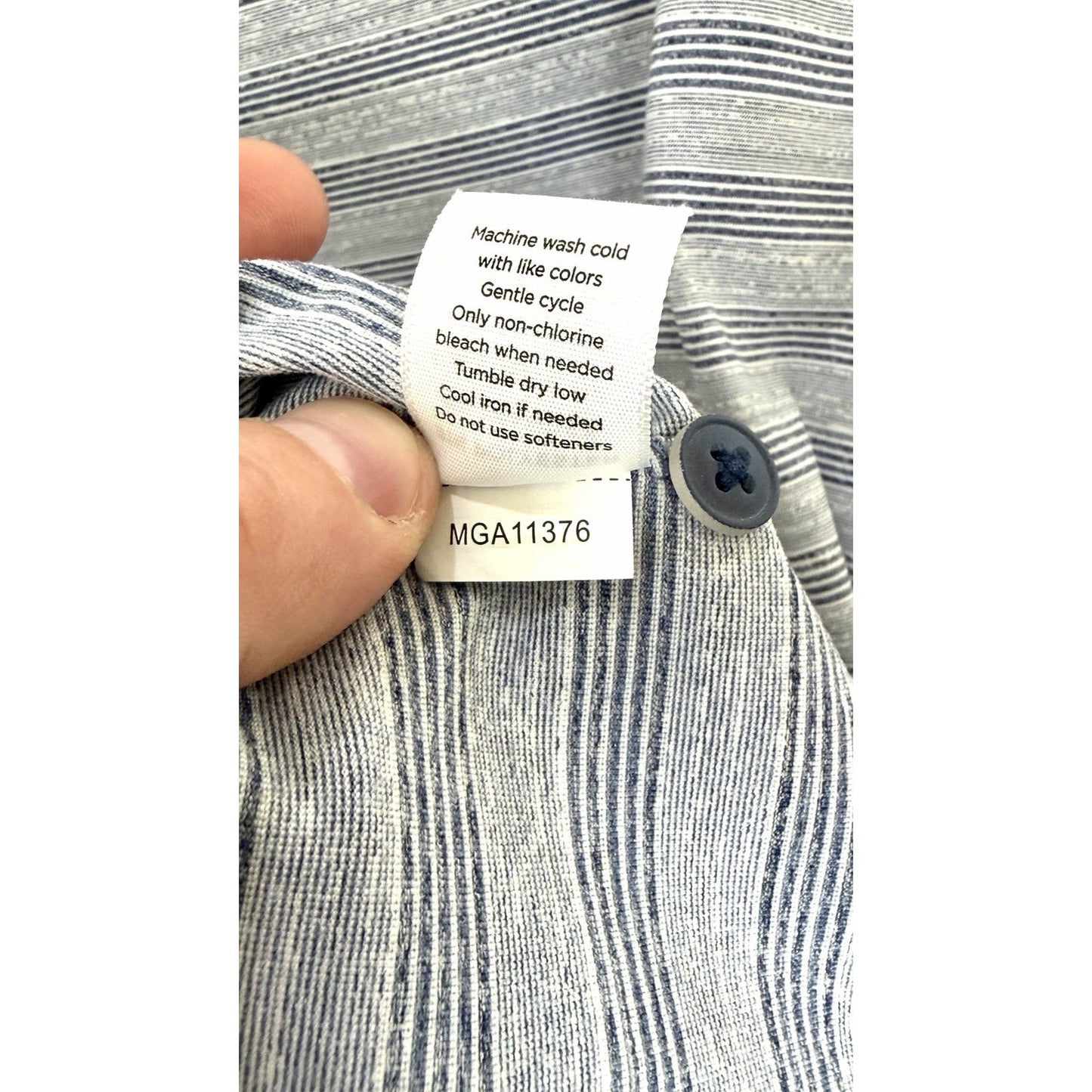 Walter Hagen Performance Golf Hawaiian Shirt / Size L / Gray Striped / 11 Majors