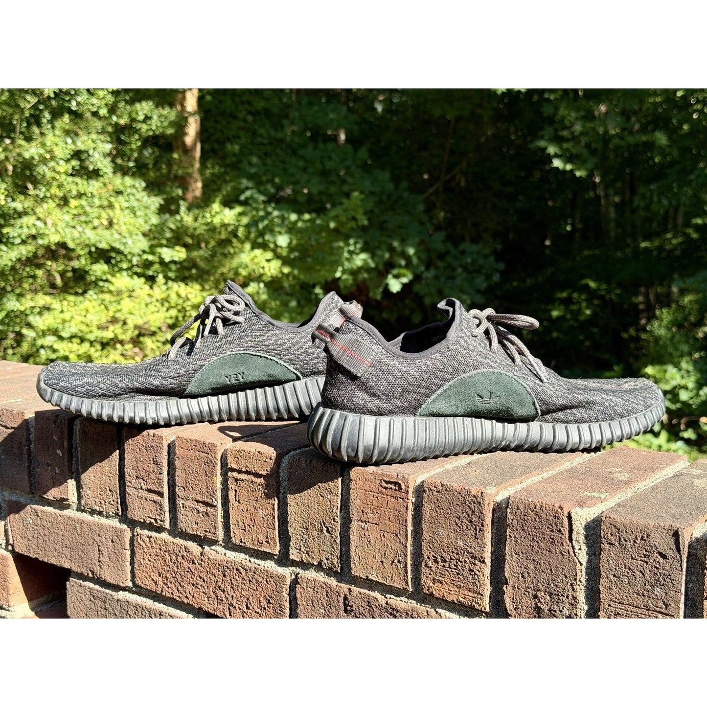Adidas Yeezy Boost 350 Pirate Black Men’s Size 12 (2016 Release Model)