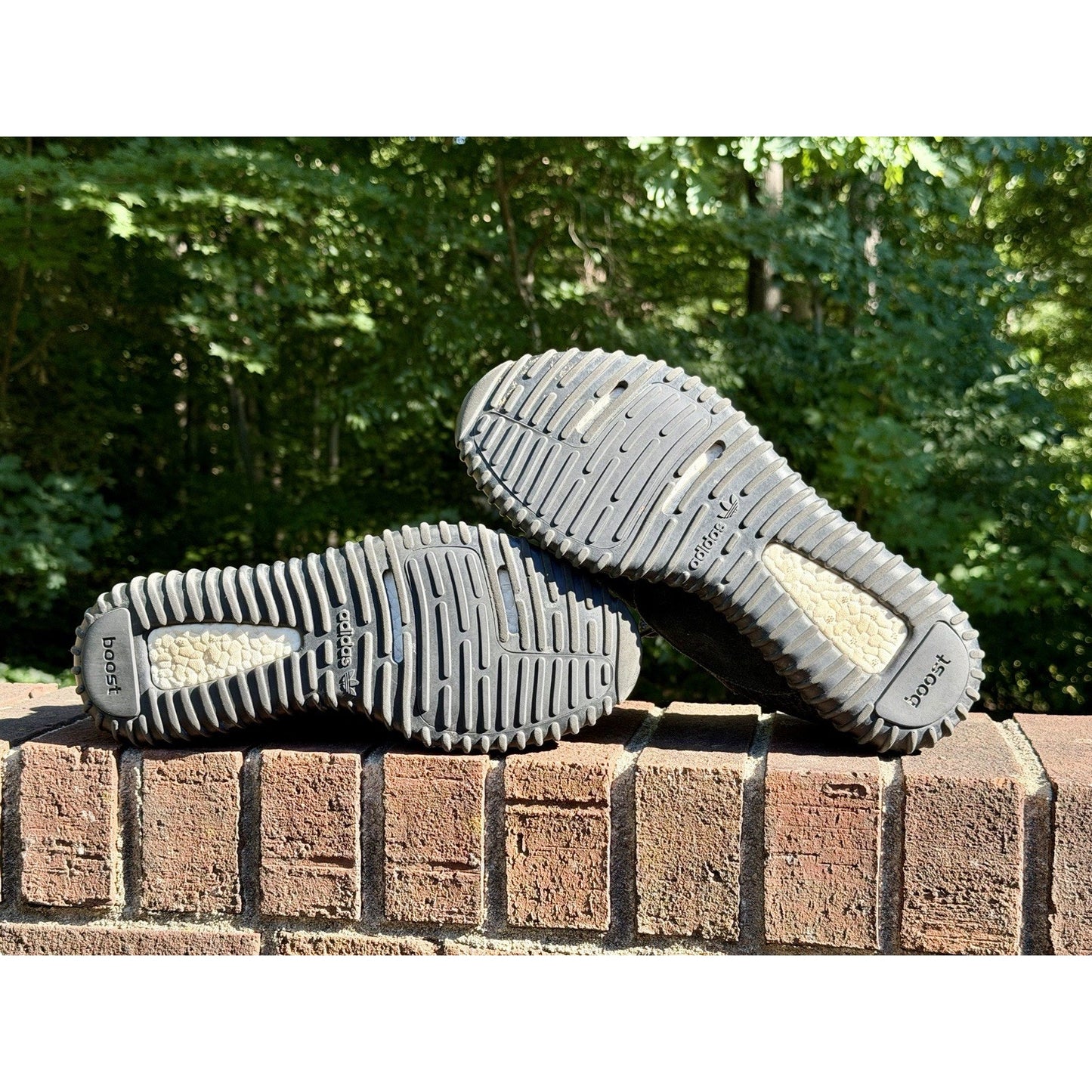 Adidas Yeezy Boost 350 Pirate Black Men’s Size 12 (2016 Release Model)