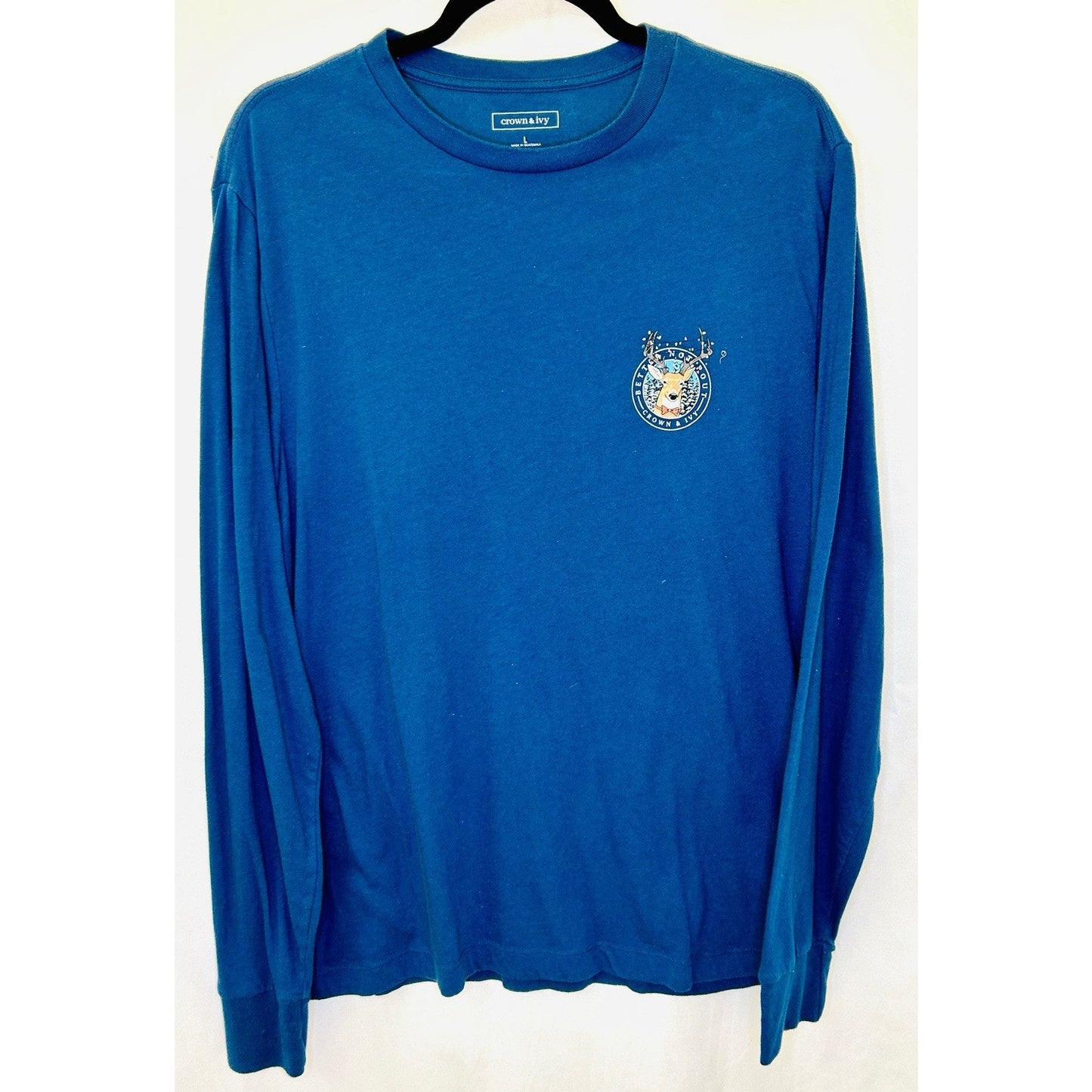 Crown & Ivy Blue Deer Lights Long Sleeve Graphic Tee - Men’s Large