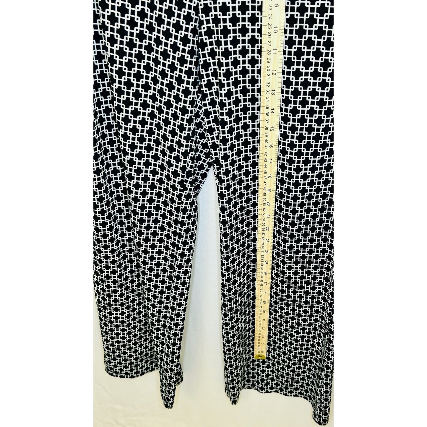 Robert Louis Stretchy Pants Black/White Geometric Size M Pull On Wide Leg
