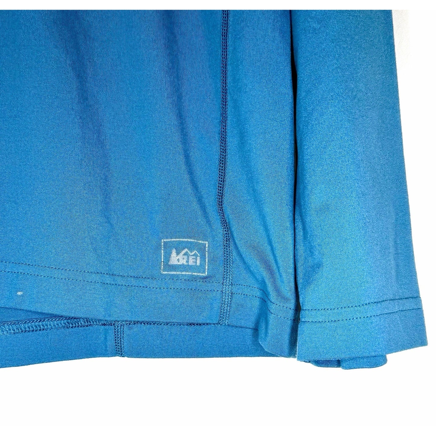 REI Portal Men’s Large Blue Pullover Half Zip Long Sleeve Hiking Outdoors Earbud
