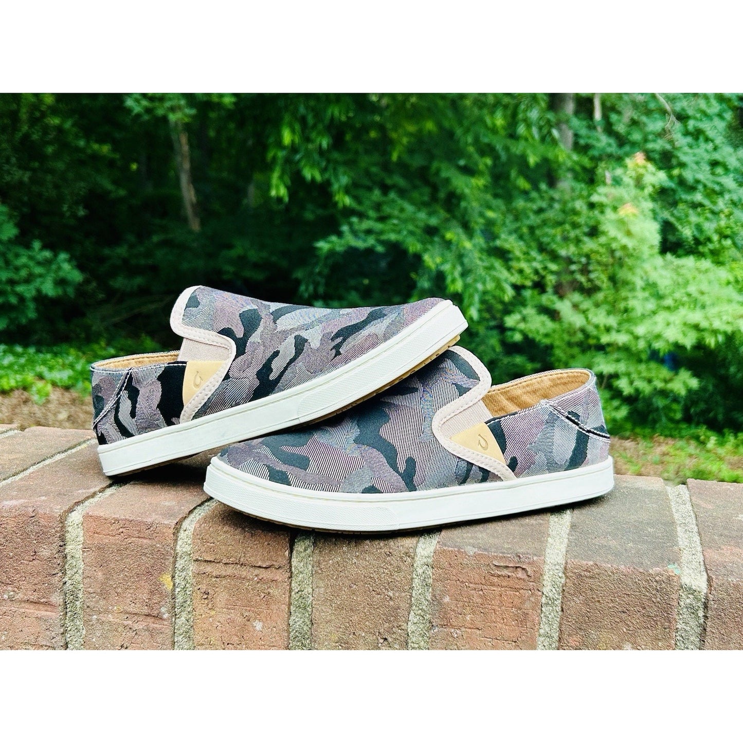OluKai Pehuea Pa'i Ke Au Camo Slip On Sneakers Women's 7 - Slip On - Hide Heel