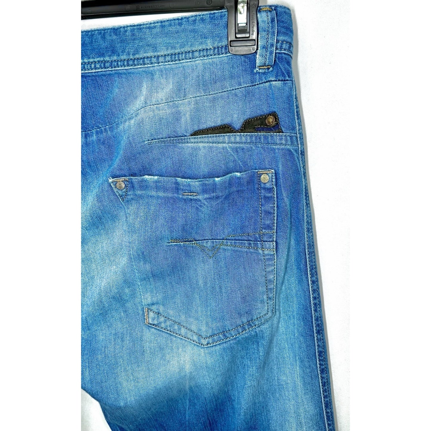 Diesel Industries DARRON 0823S Regular-Slim Tapered Fit 3D Jeans W36 L32