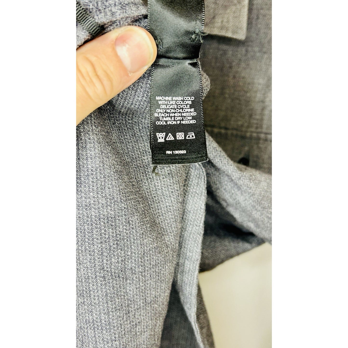 Kenneth Cole New York Men's Large Embroidered Button Up Shirt Gray Cotton