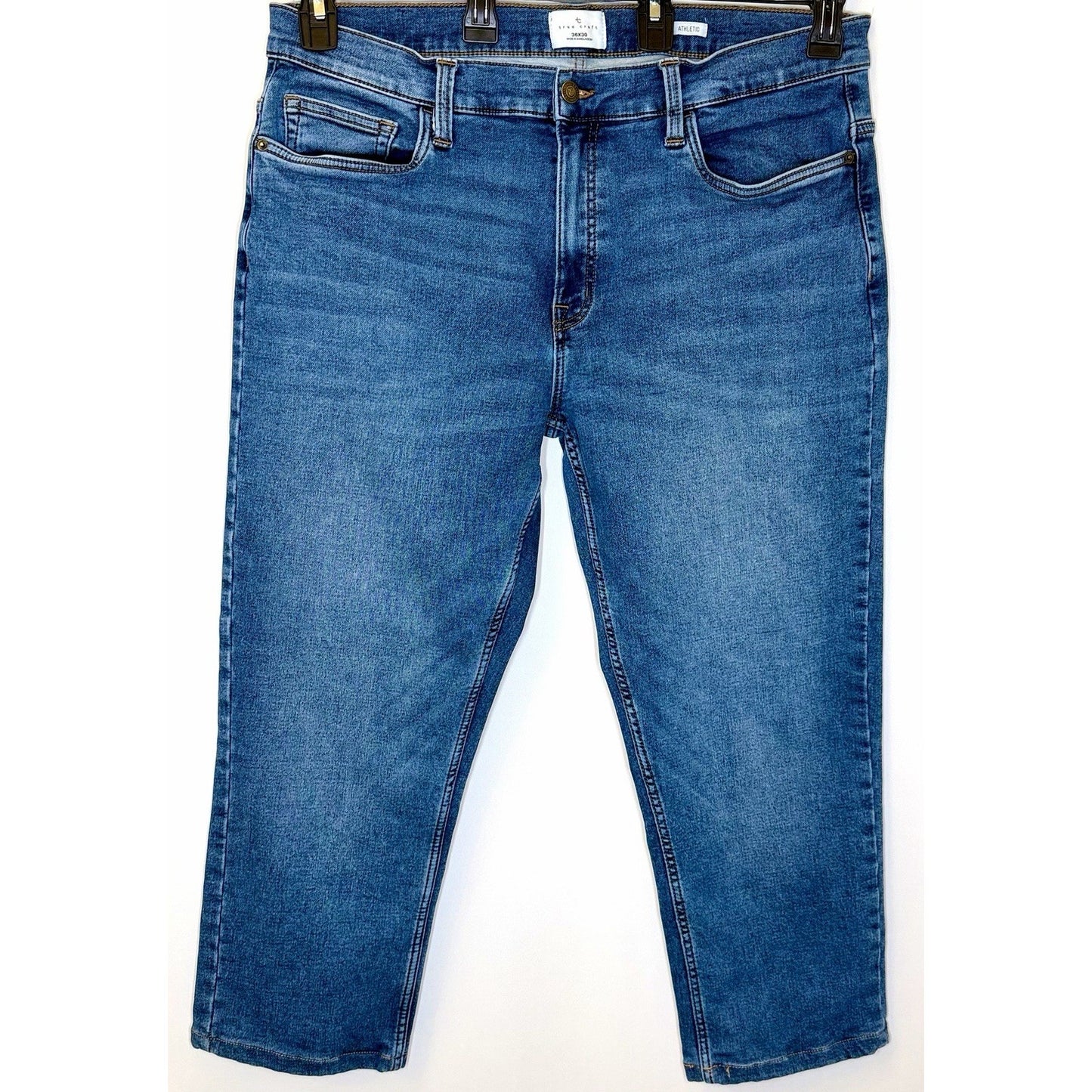 True Craft Athletic Fit Jeans Men’s 36x30 Jeans (Measures 36x26) Medium Wash